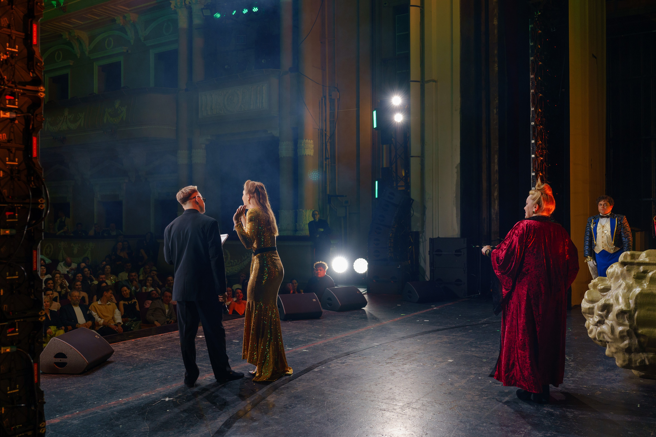 Фотограф репортажный на премию. Репортажный фотограф в Москве Саша Дружинина