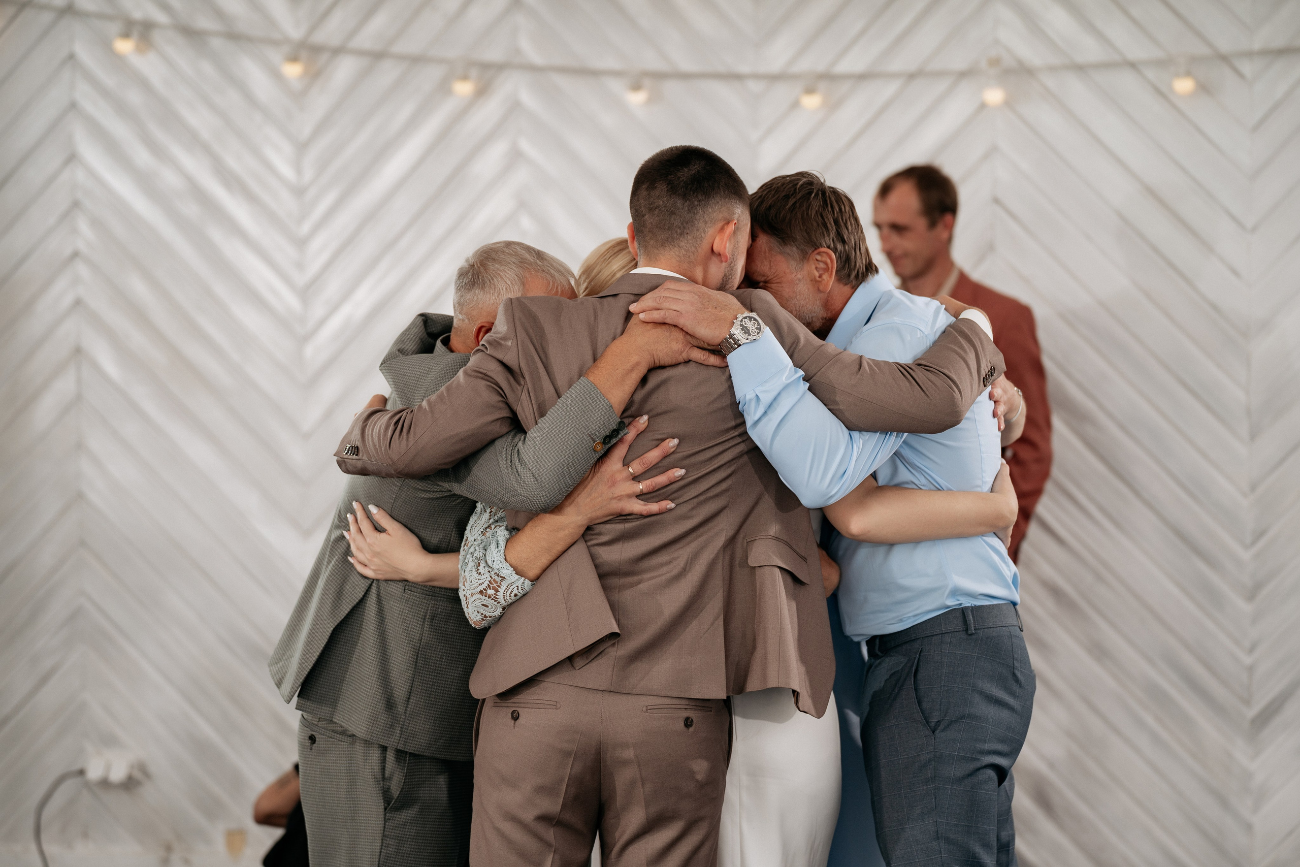 Фотограф Геленджик - портрет гостей на фоне моря.