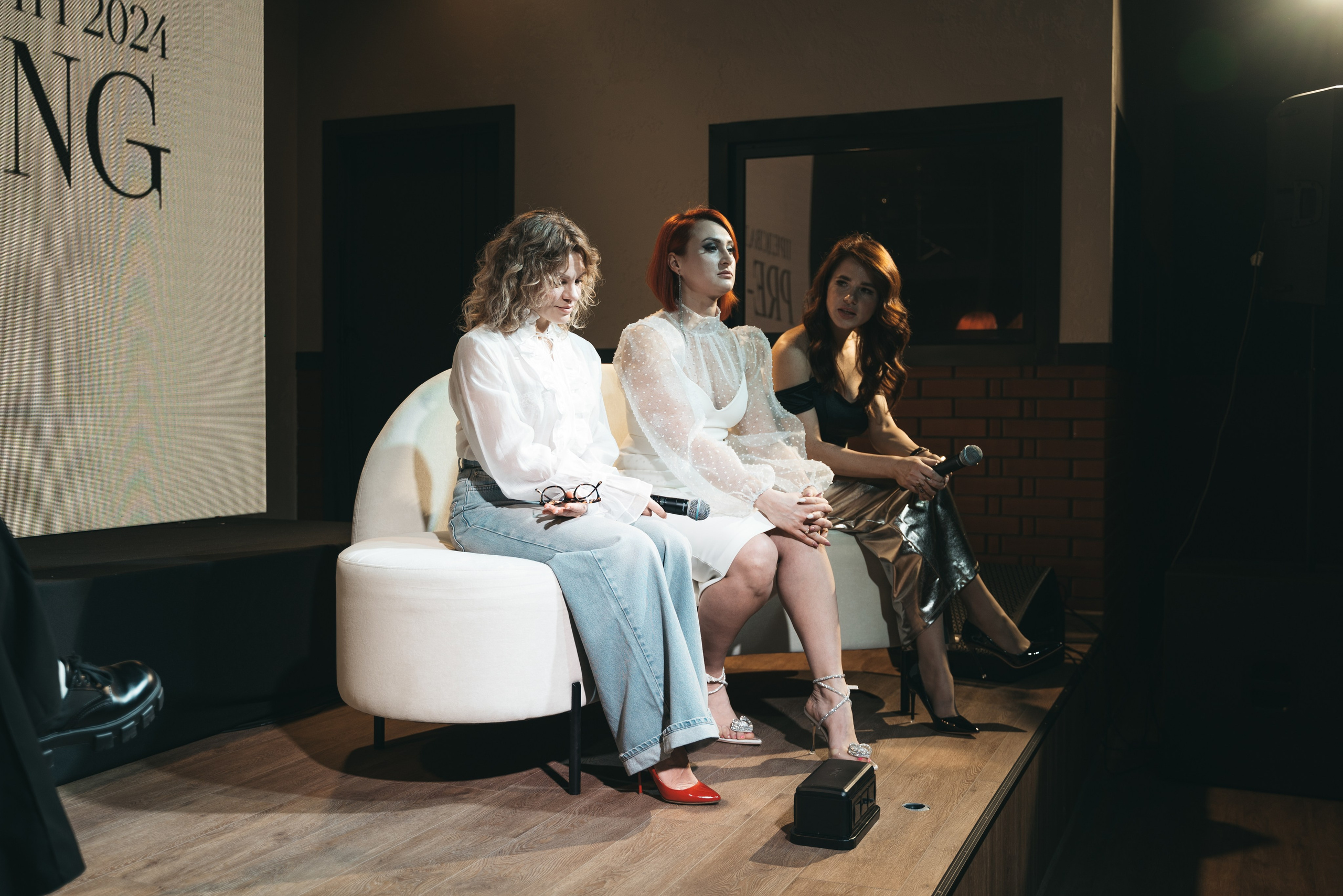 WhiteRoom Pre-wedding. Репортажный и свадебный фотограф в Сургуте