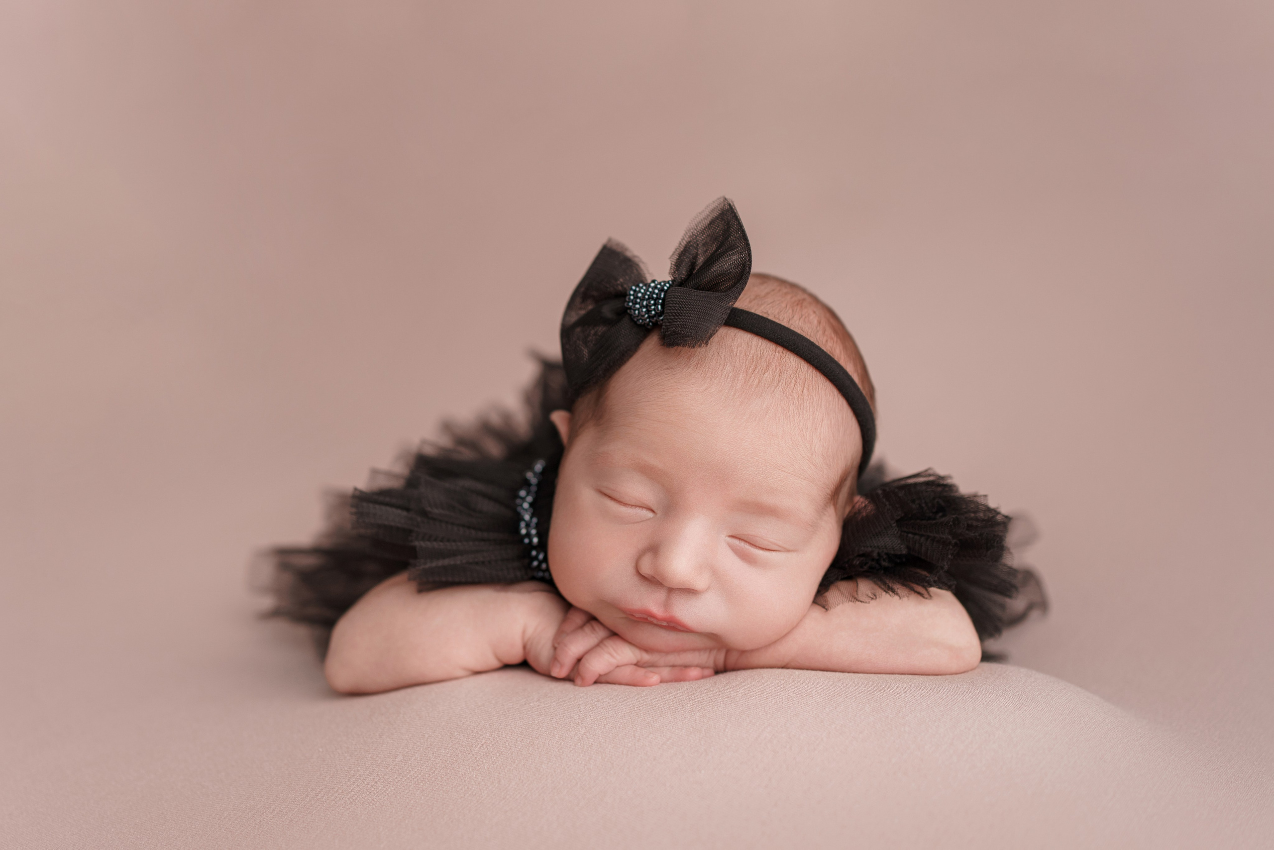 Фотосессия новорожденных | Галерея трогательных кадров малышей в стиле newborn. Фотосессия новорожденных в Москве и Московской области | Профессиональный фотограф newborn — Татьяна Иванова