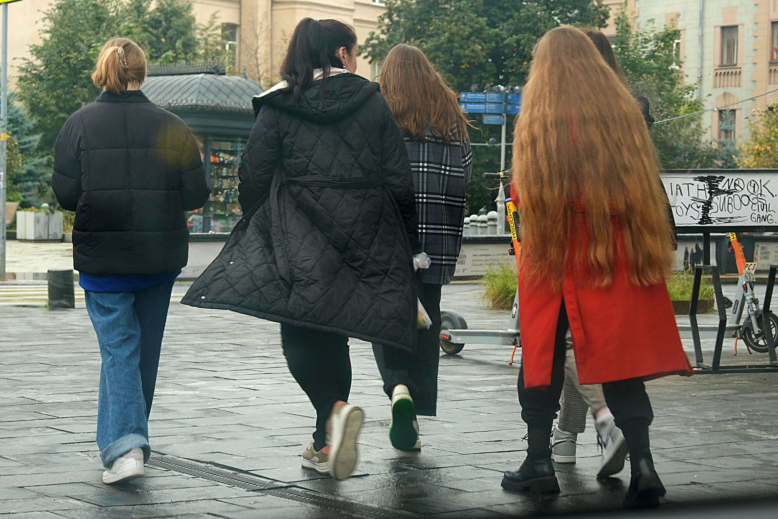 Улица, люди, жизнь…