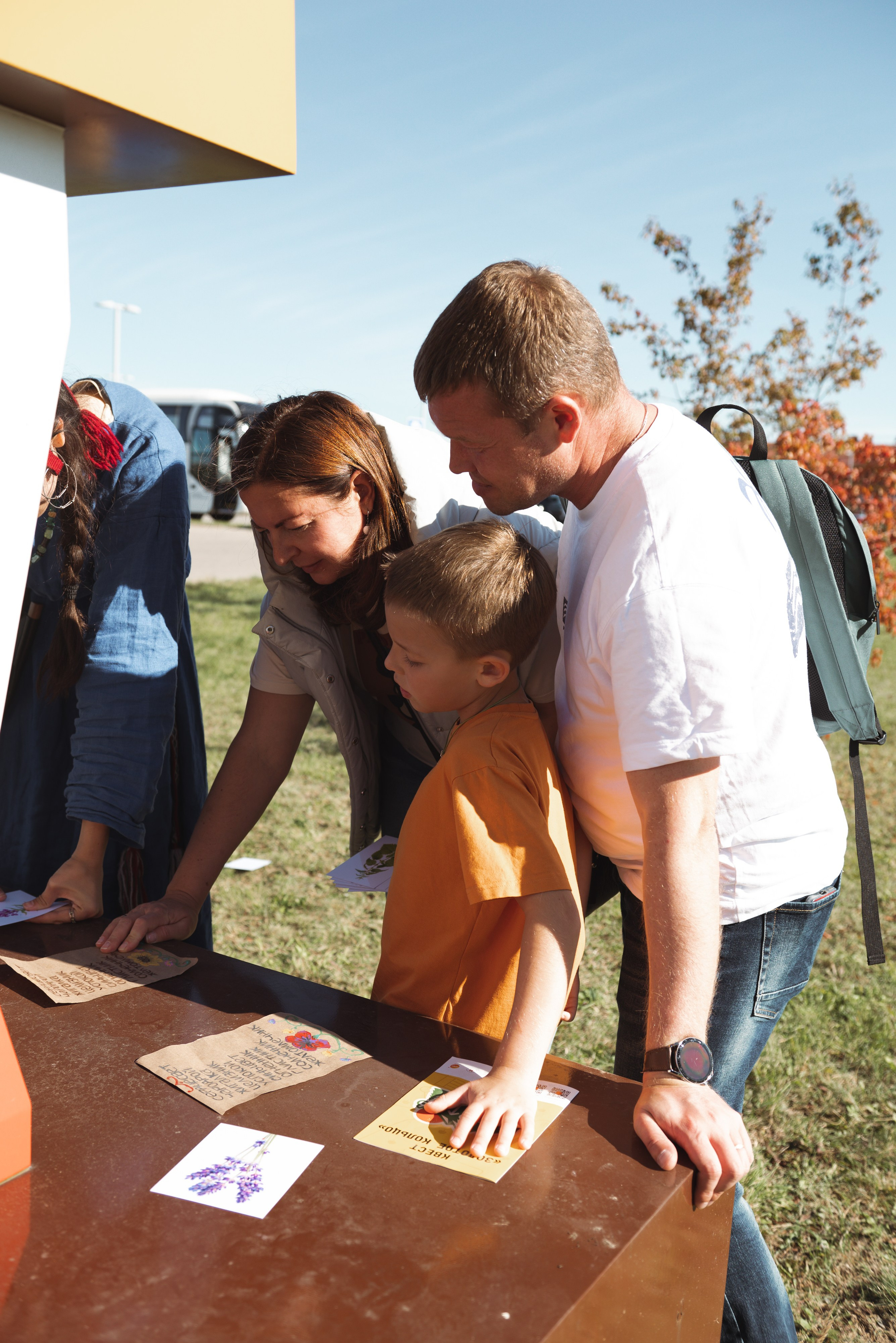 Фестиваль «Широта» и показ в «Азимут» Переславль-Залесский. Фотограф Москва Настя Профотовна. Репортажные, свадебные и контент фотосессии
