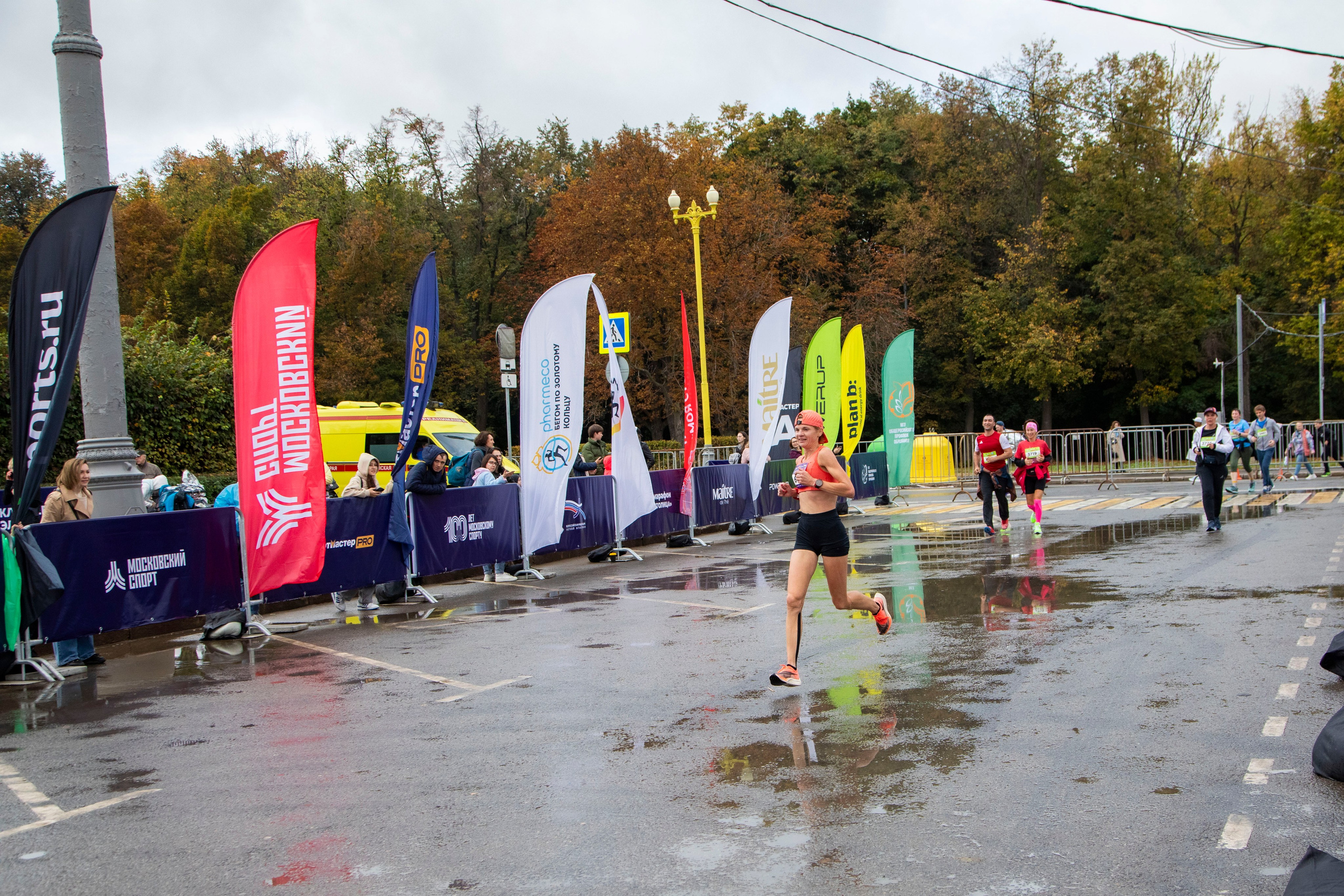 Полумарафон Моя столица, 1 октября 2023 г. Фотограф Сергей Ловкий