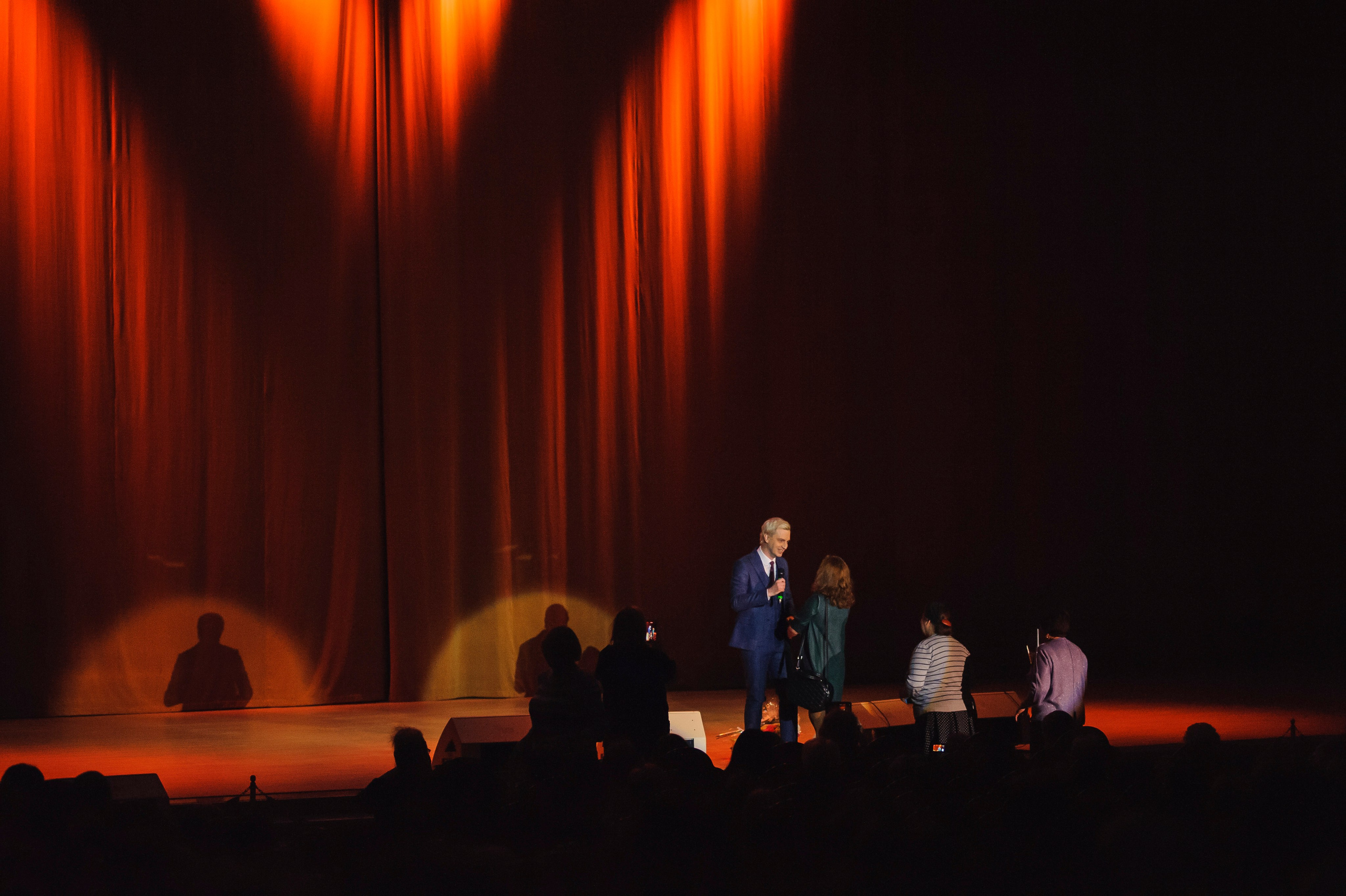 «Душевные песни» — «Имена на все времена», ЗЦС. Бренд-фотограф для экспертов и блогеров в Москве Влада Горбовская