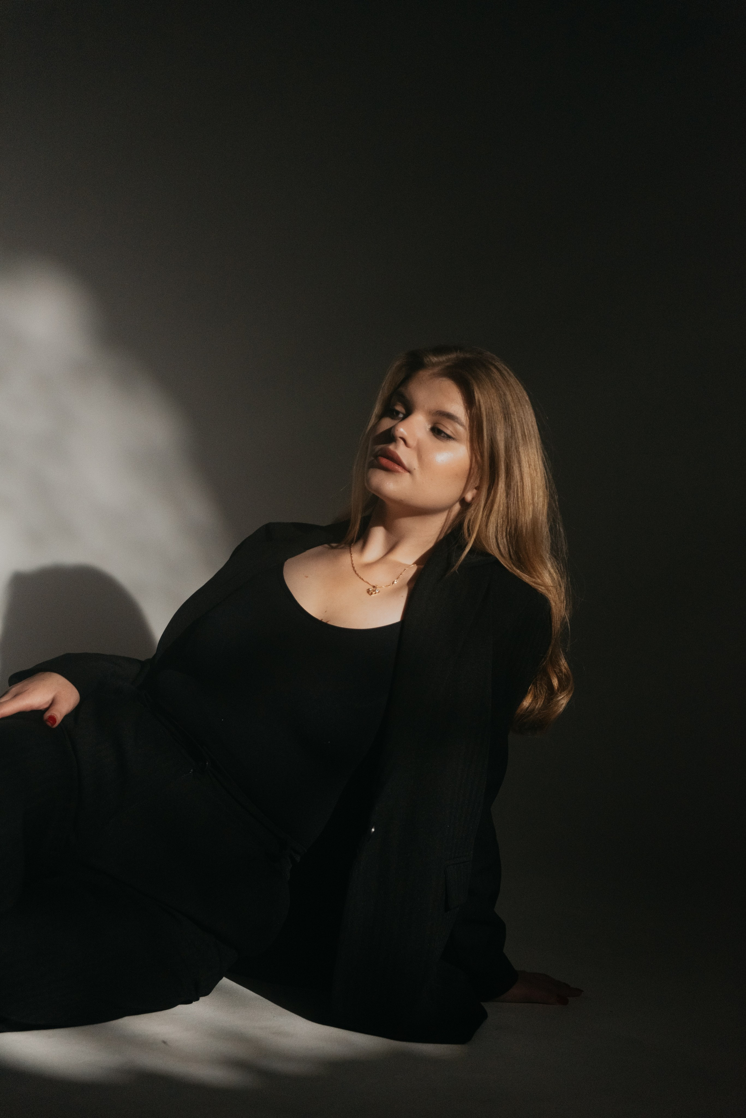 Съемка в студии — луна