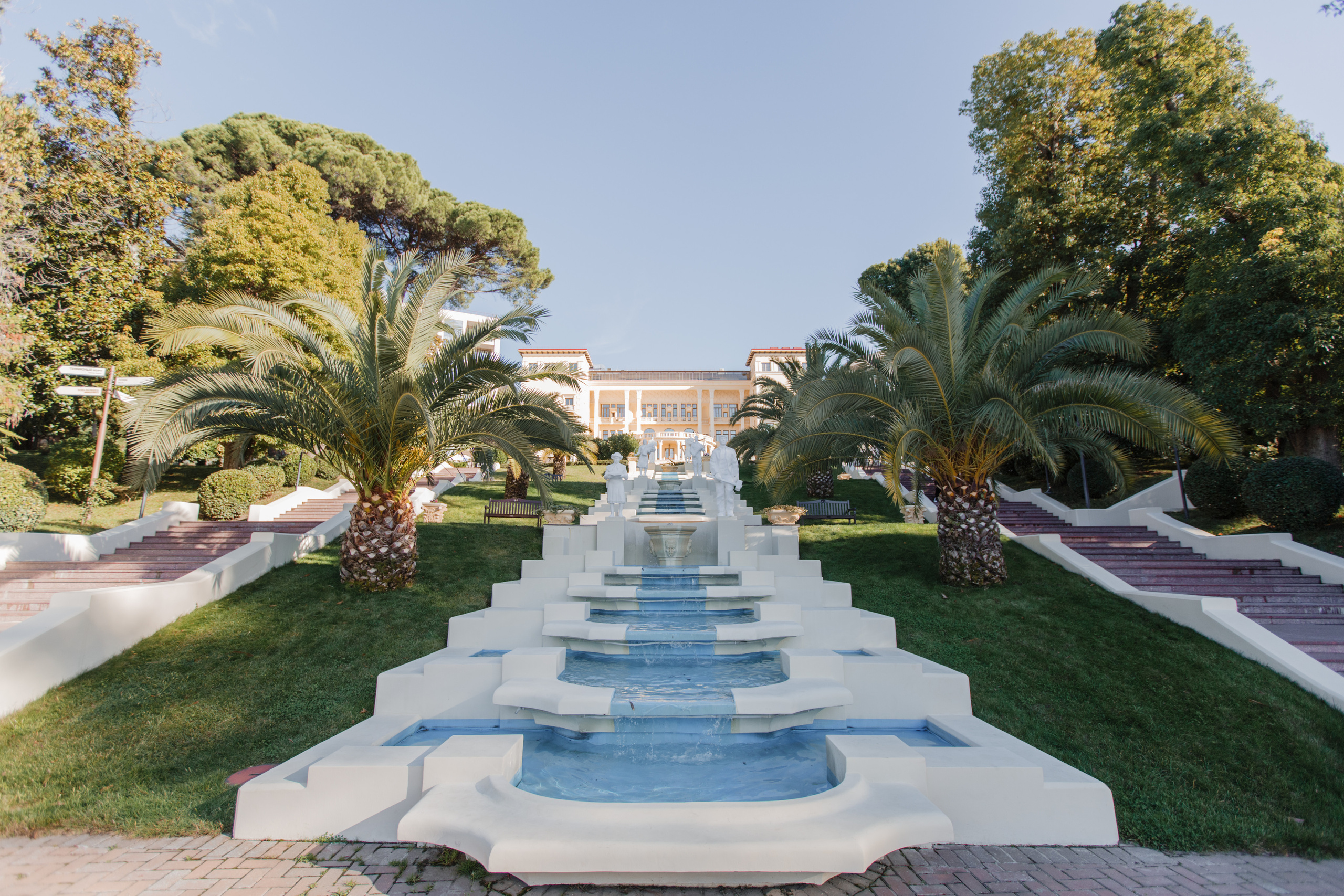 Свадебная фотосессия на природе и в интерьерах Краснодара. Фотограф в Краснодаре Анна Худокормова. Свадебные, семейные, детские фотосессии