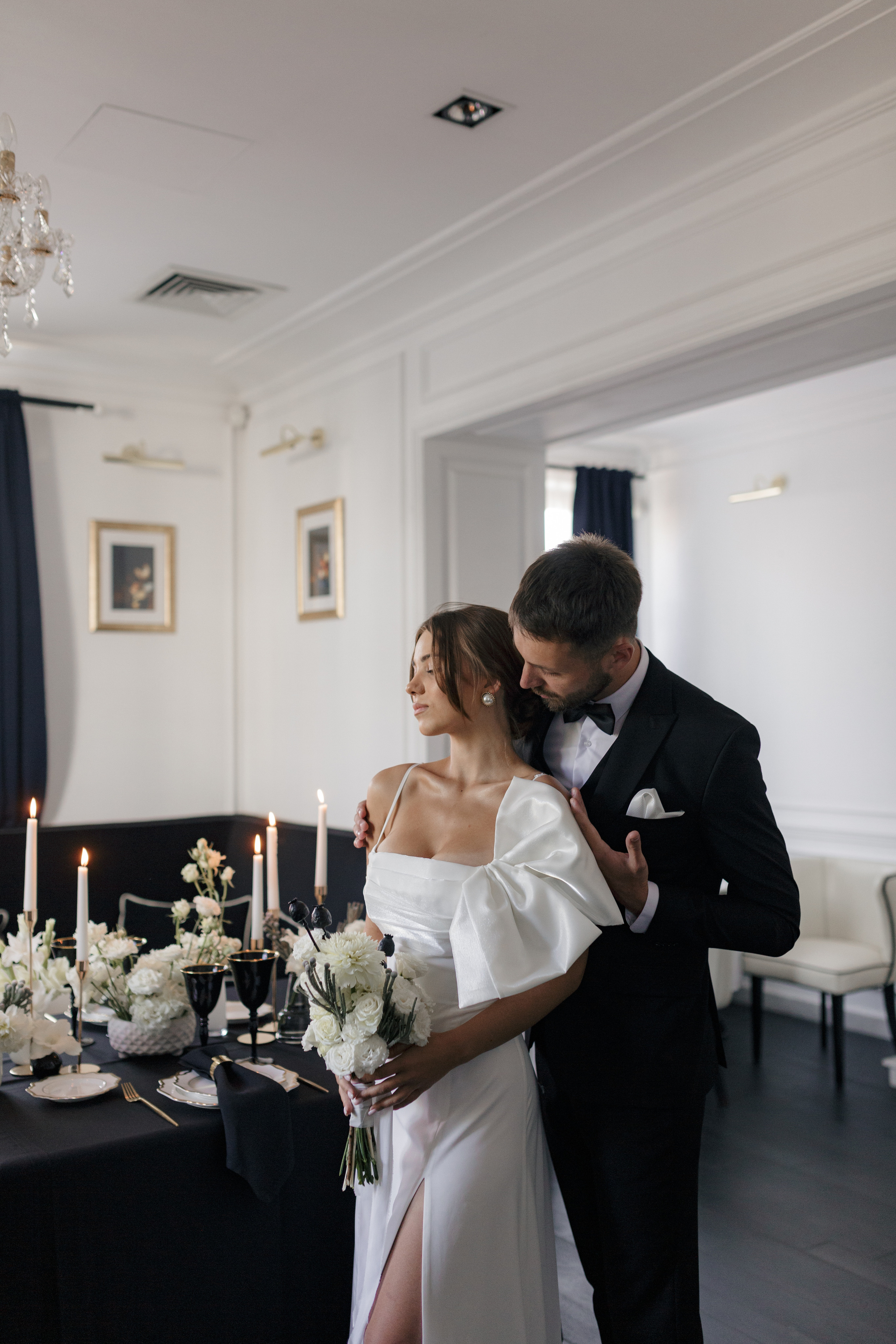 Фотосессия свадьбы в интерьере Гранд Отель Екатеринодар в Краснодаре. Фотограф в Краснодаре Анна Худокормова. Свадебные, семейные, детские фотосессии