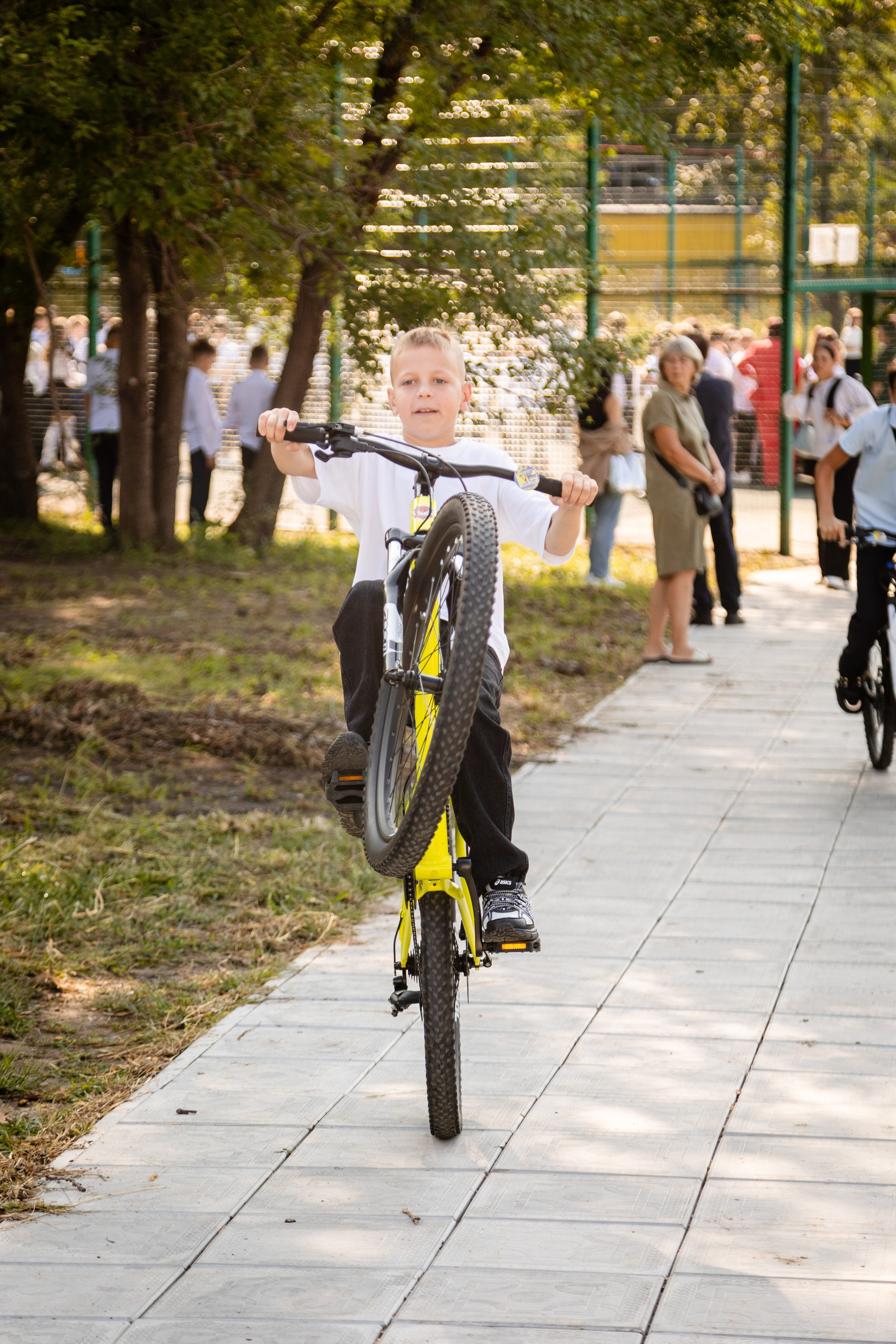 Гимназия № 50. Детский фотограф видеограф в Хабаровске Михаил Орлов