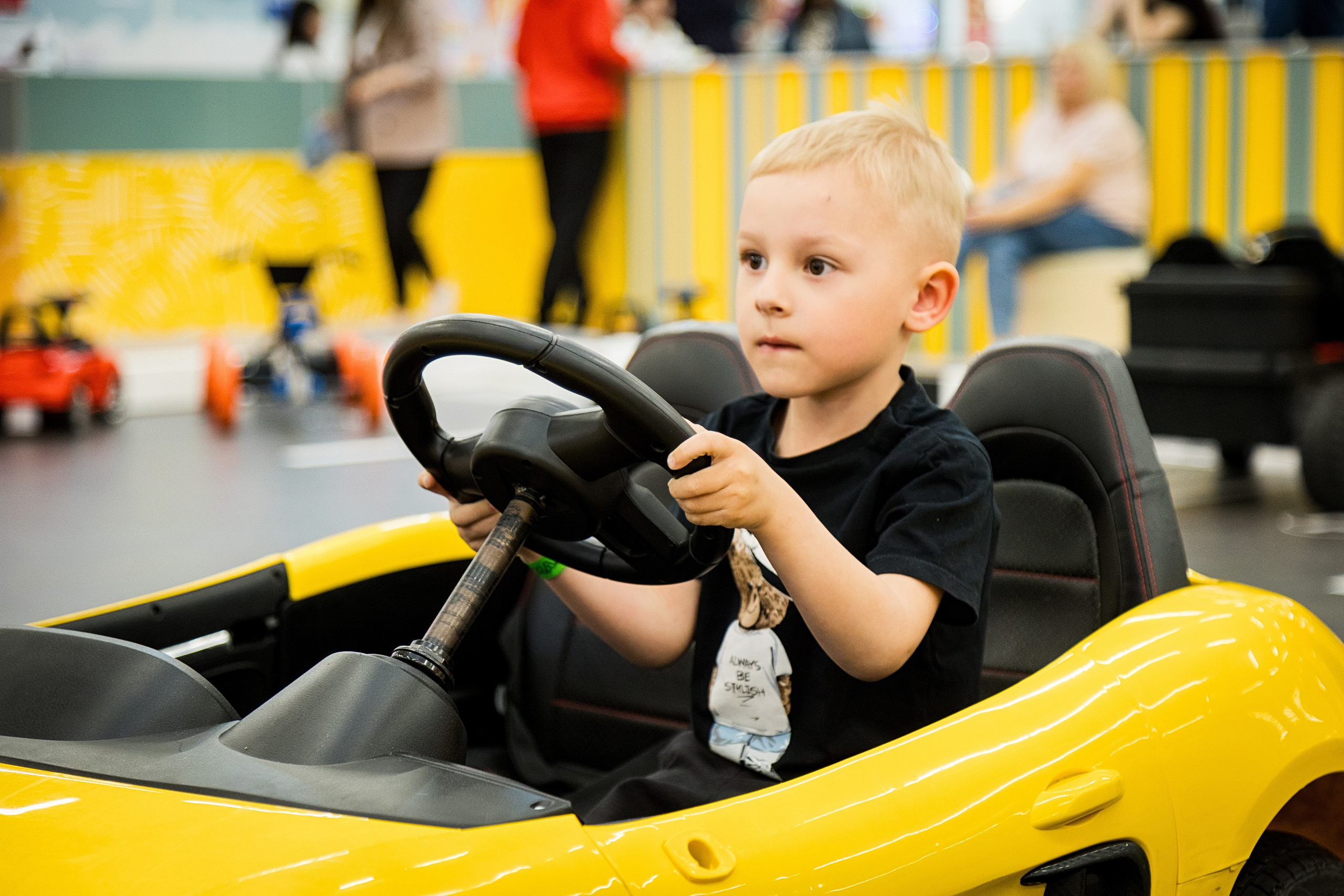 Мише 4 года. Детский фотограф видеограф в Хабаровске Михаил Орлов