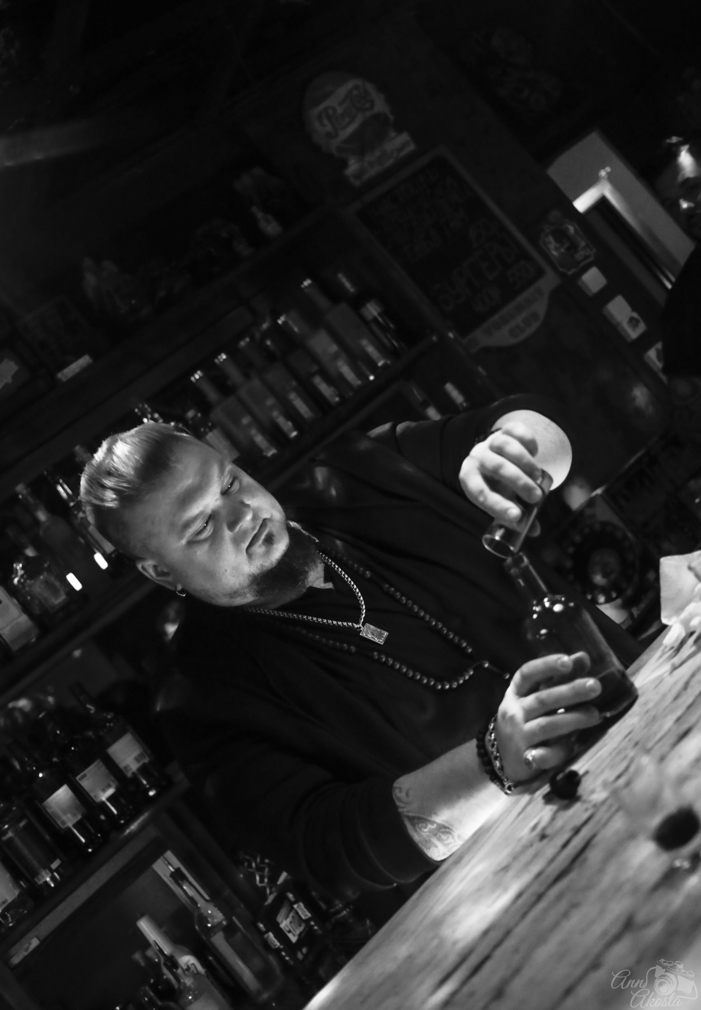 Фильм «Третья смена». Анна Акоста: фотограф в Санкт-Петербурге и Таганроге