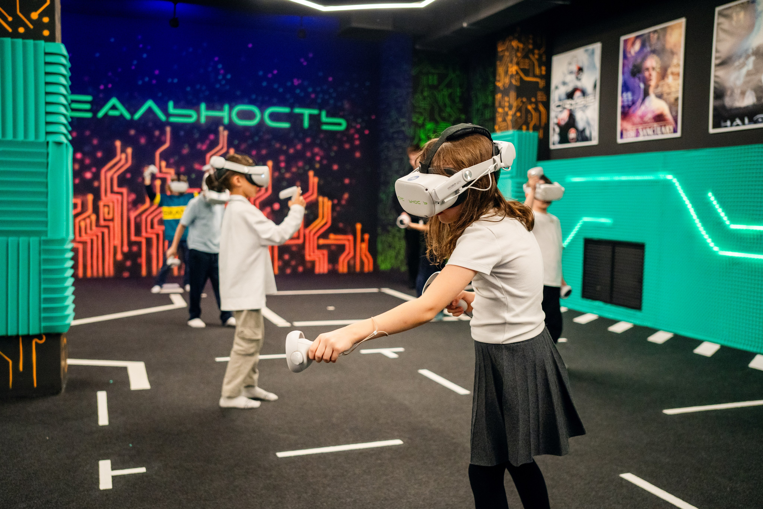 VR (September-October 2024). Felixtones