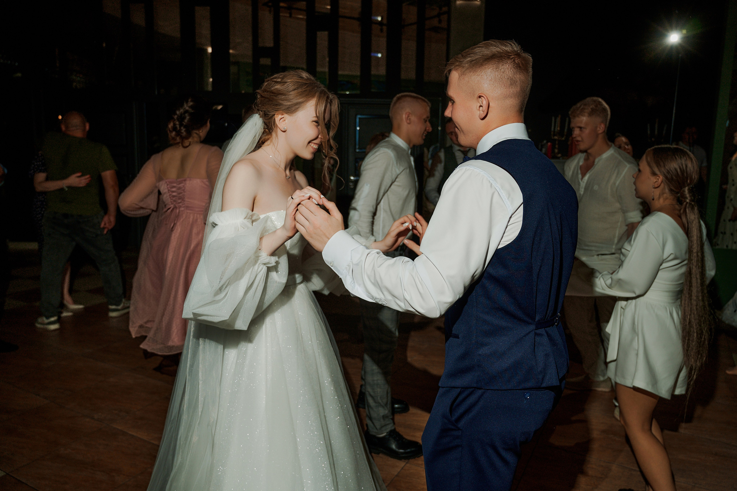 Олег и Лиза. Фото-видеосъемка свадеб Venson Films