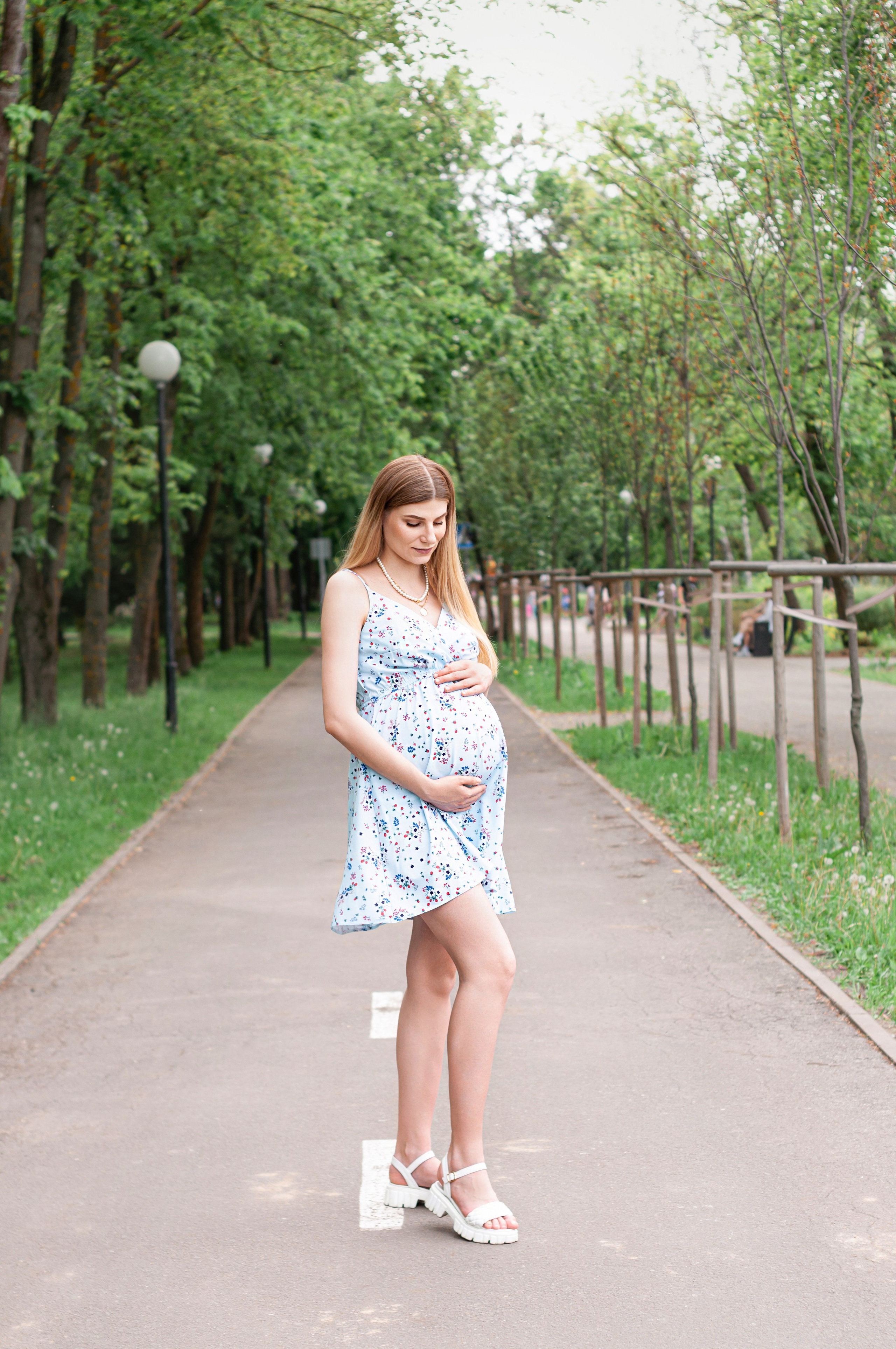 Марина и Никита, а парке. Семейный и свадебный фотограф Галина Абакумова, фотосессии в Белгороде