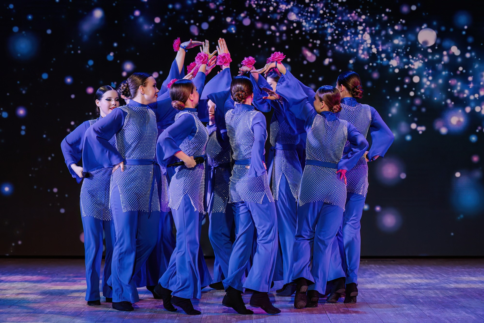 Отчетный концерт Образцового коллектива Алтая театра эстрадной песни «Созвездие». Свадебный и репортажный фотограф Никита Сницарев в Барнауле