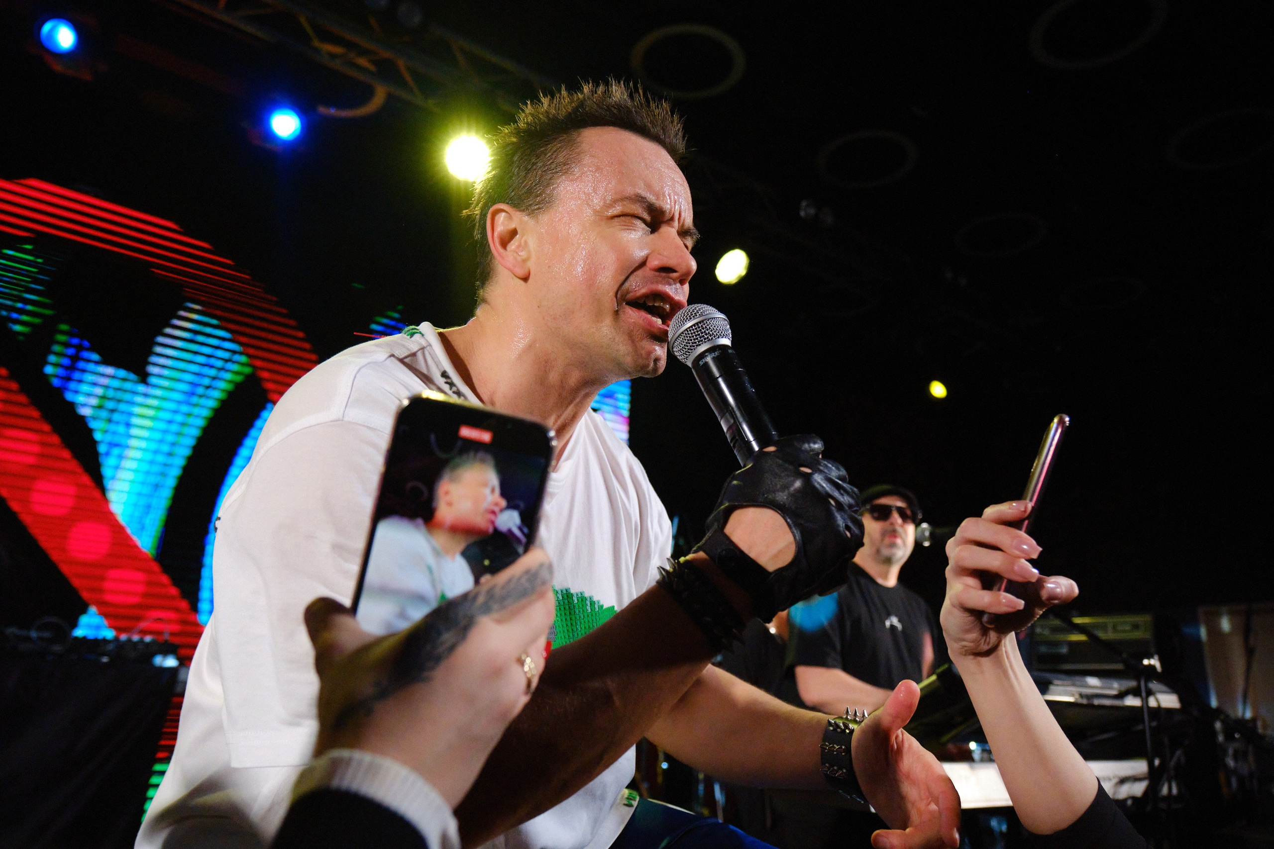 Новогодний корпоратив РБК + концерт Дискотека авария. Профессиональный фотограф в Москве Павел Жданов