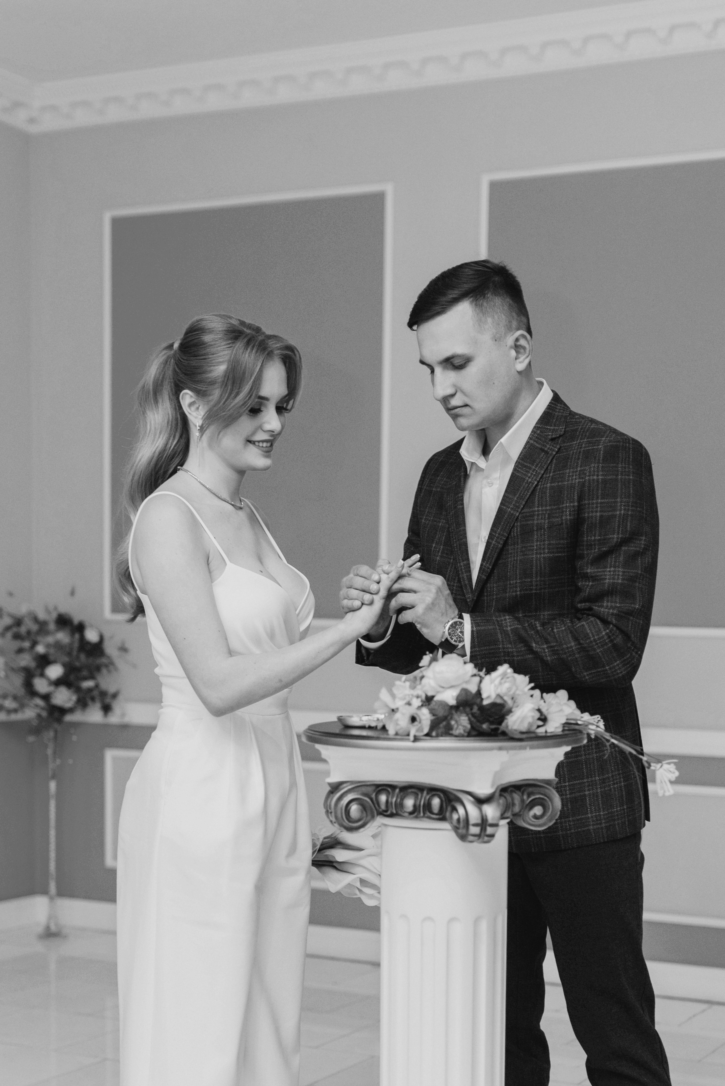 Черно-белый загс. Фотограф в Новороссийске Алина Барабохина