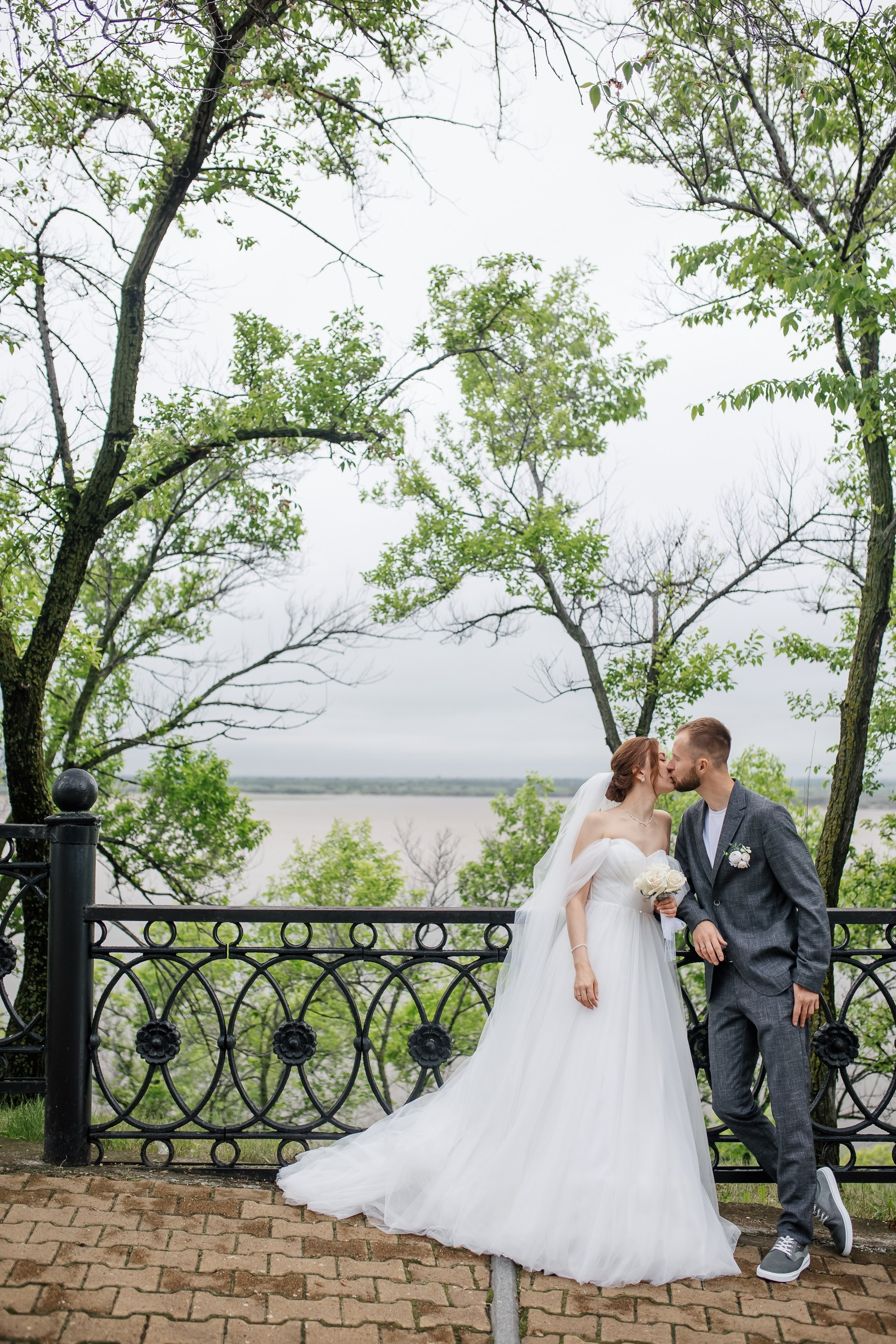 Константин и Антонина. Набережная.Дом Офицеров. Свадебный фотограф в Хабаровске