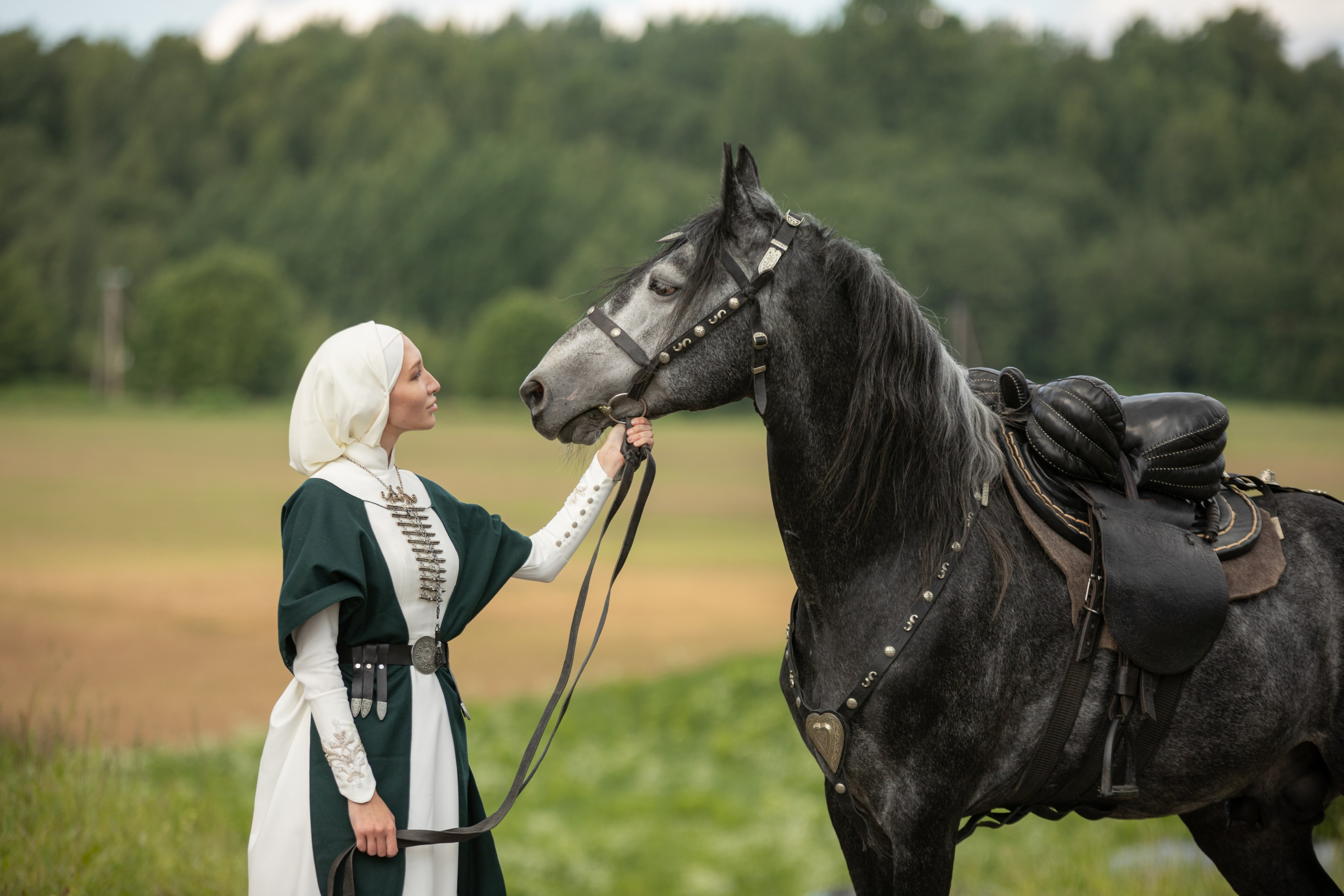 Адыгэш. Ася Пчелинцева, фотограф в СПб и ЛО