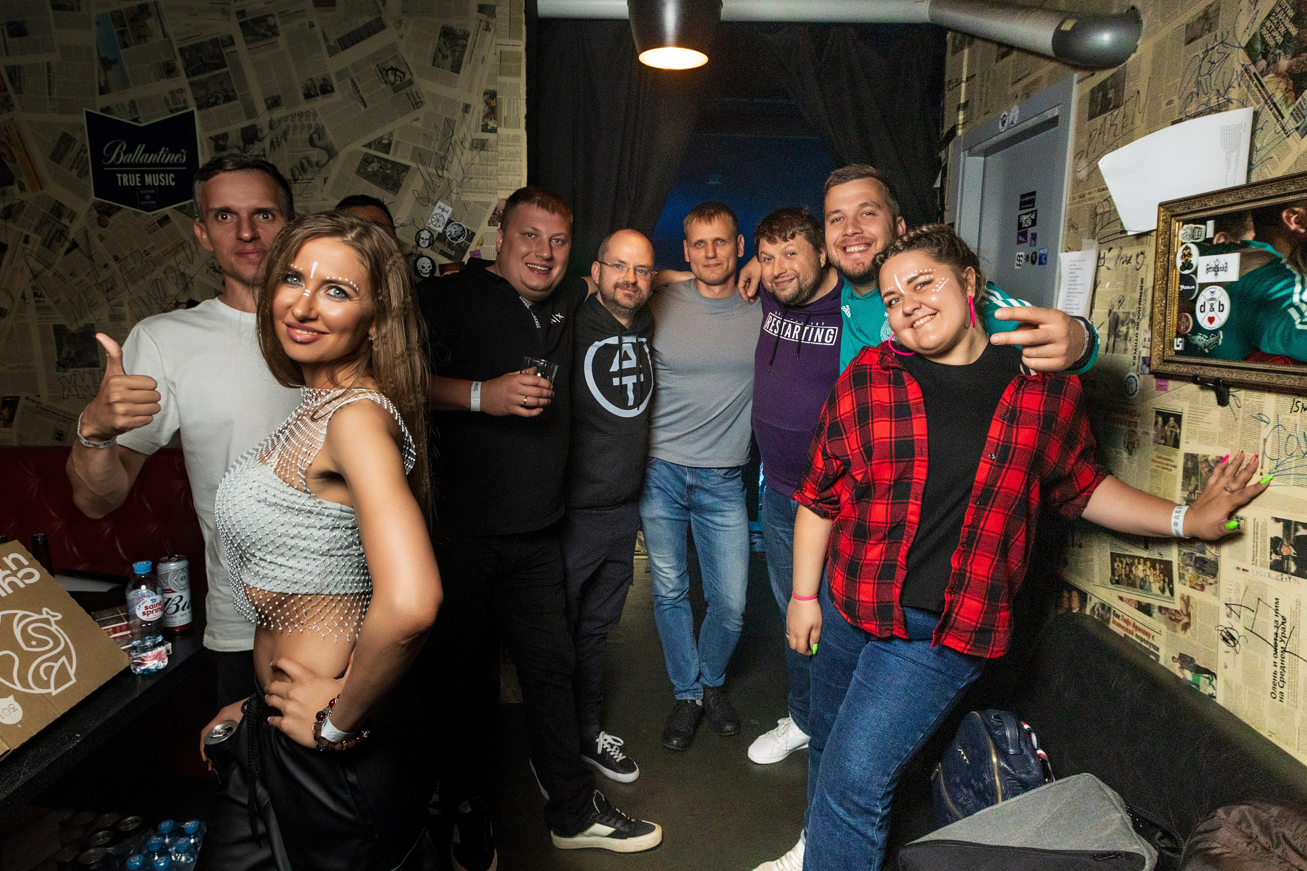 System Reality: Glow! в клубе Фабрика, Екатеринбург. Репортажный фотограф Екатеринбург | Яркий, качественный репортаж | Концерты, клубы, репортаж, праздники, корпоративы