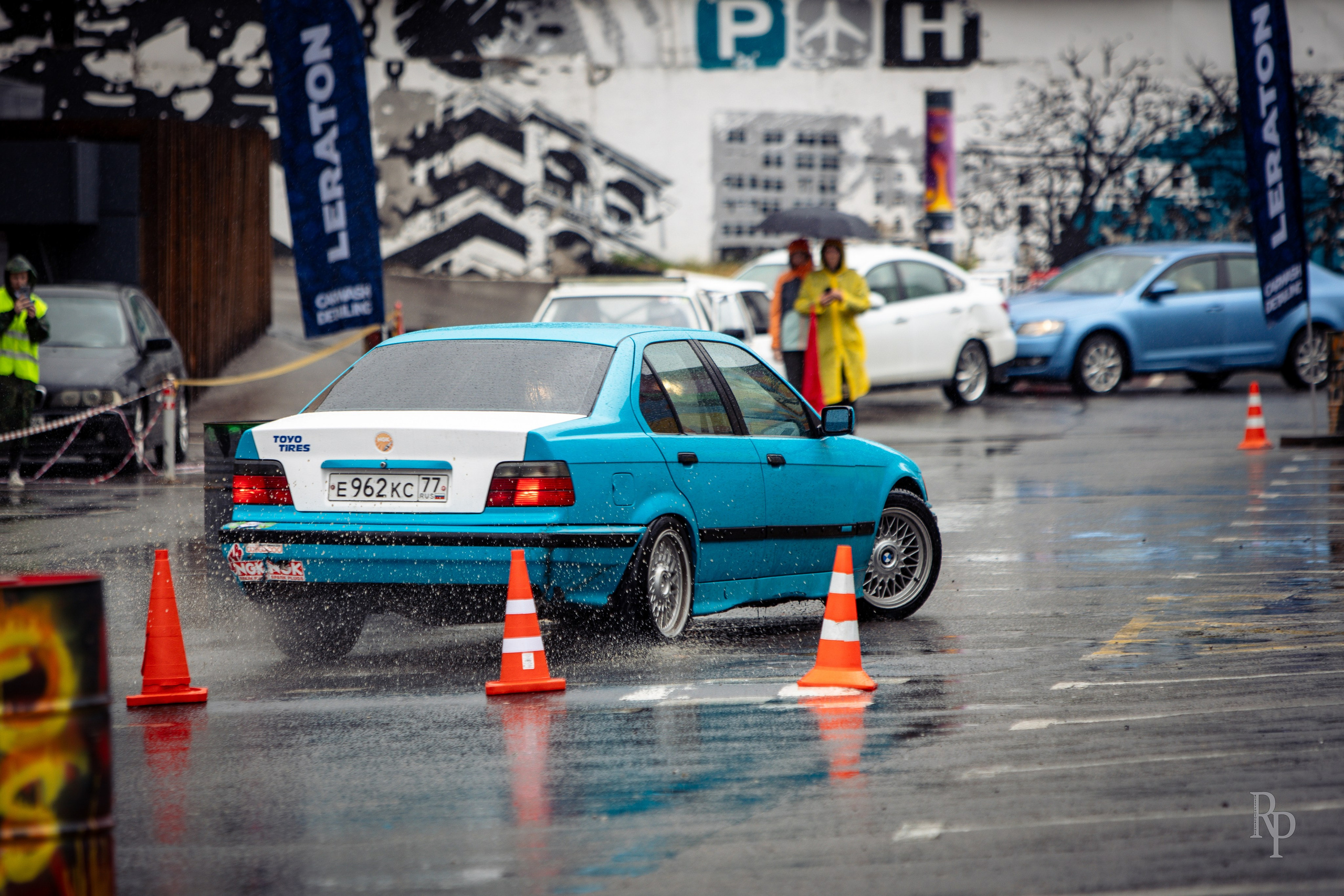 GYMKHANA. Rusty Photographer