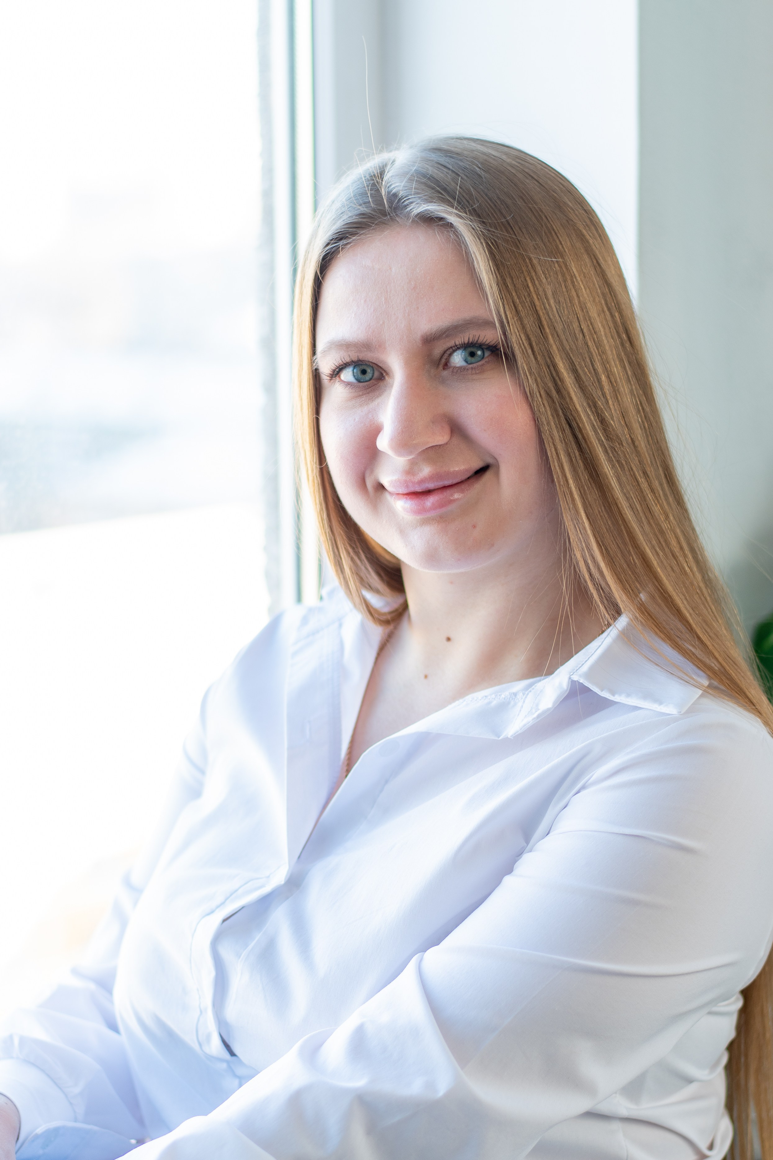 Оксана с семьей. Студийная съемка. Екатерина Бикбаева фотограф, видеограф, медиа-продюсер