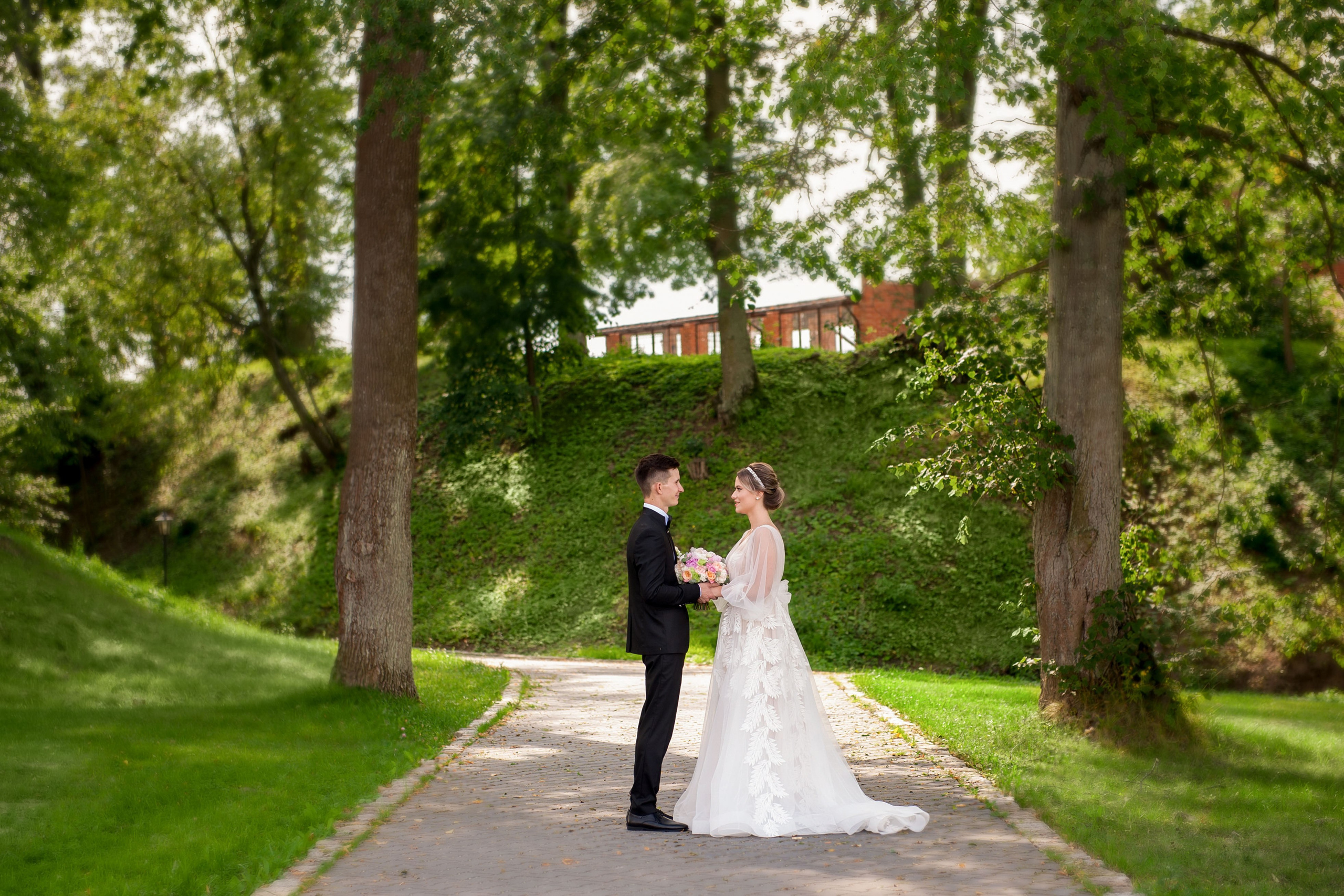 Свадьба в замке Лагендорф. Свадебный фотограф Калининград - Александр Зубанов