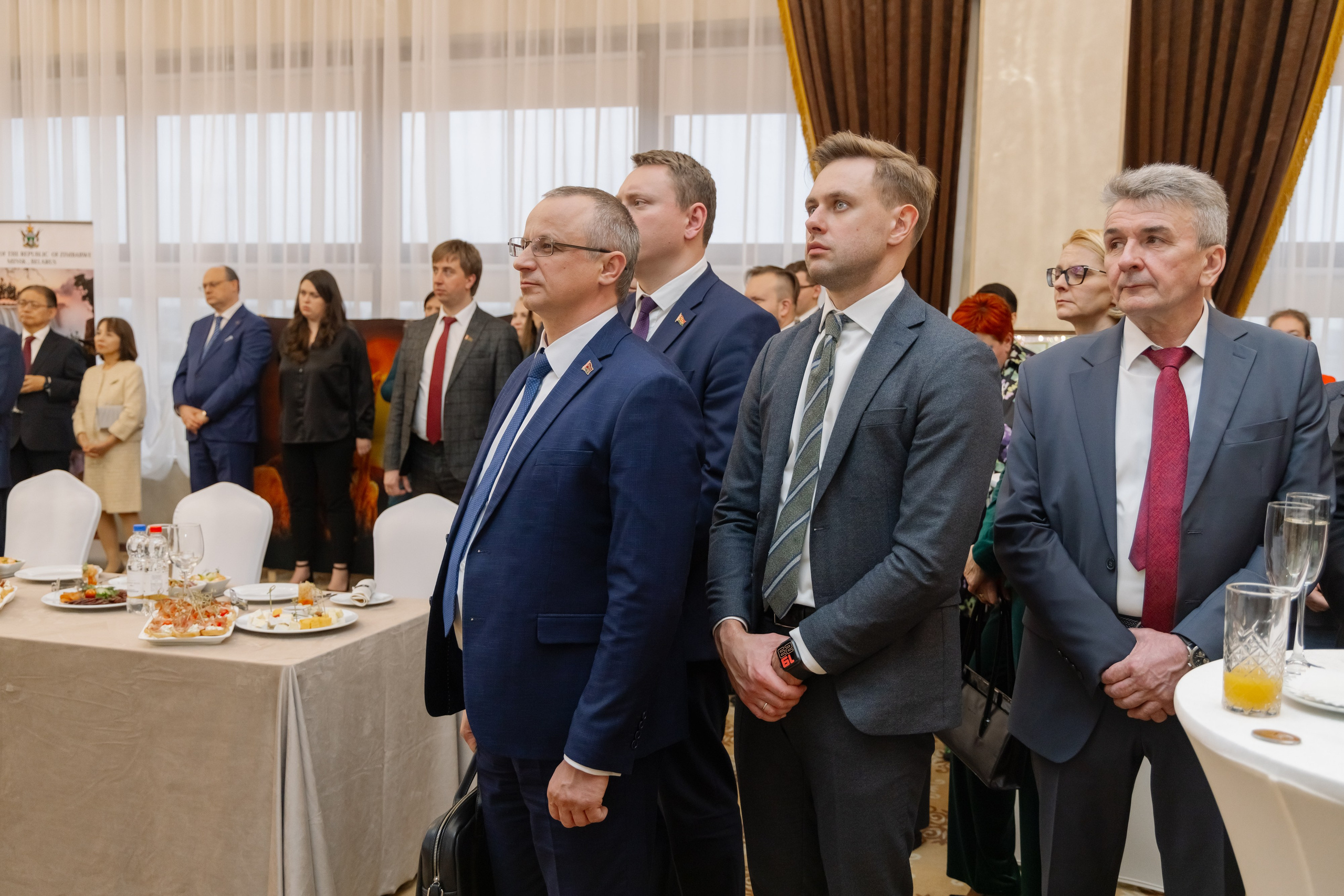 Фотосъемка делегации Посольства Зимбабве в Минске. Свадебный фотограф в Минске/Беларуси Сергей Спиридонов