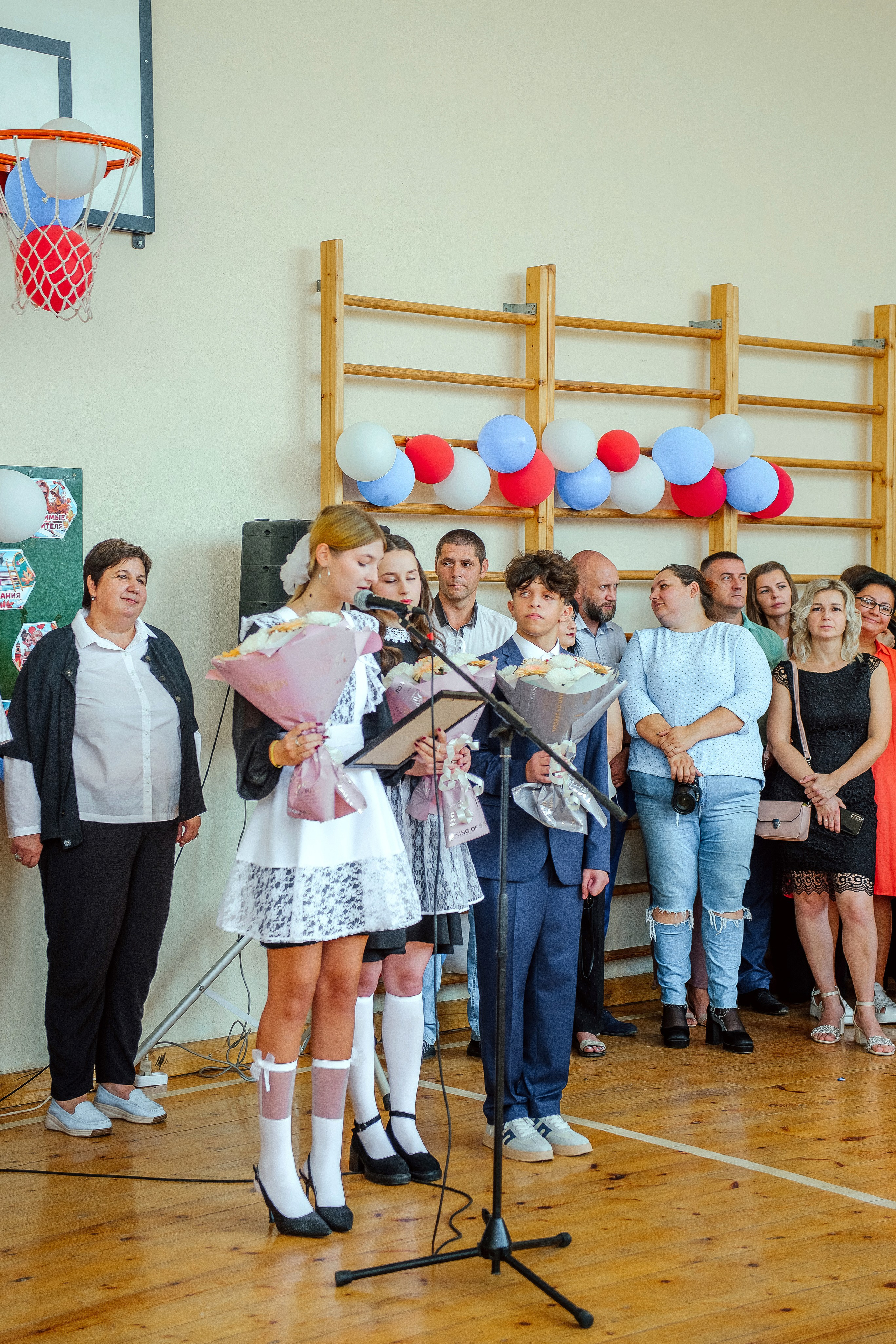 Линейка 2024. Фотограф Галина Лисанова, г. Брянск