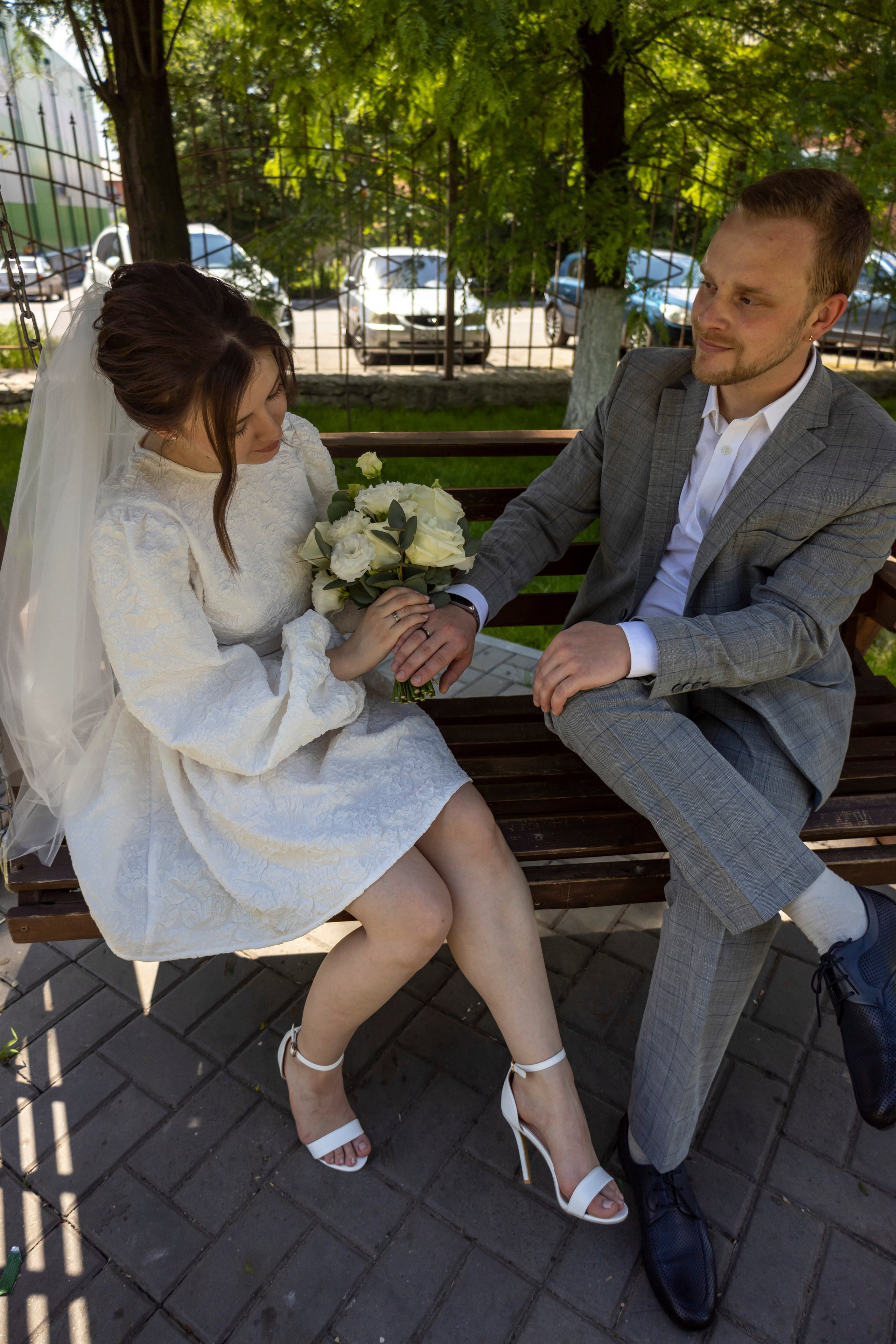 Елизавета и Павел. Свадебные «живые» фото с прогулки. г. Новошахтинск. Свадебный фотограф ростовская область