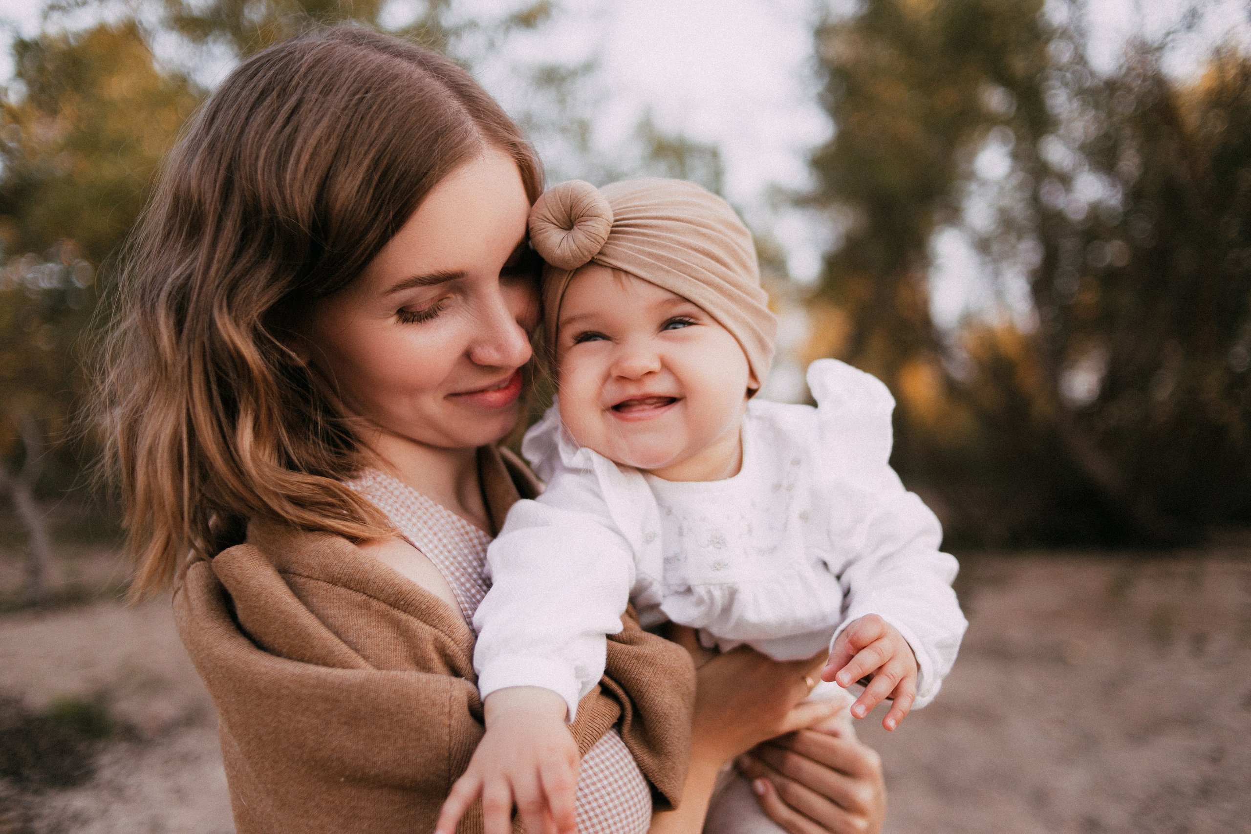Таня Стас Поля Мира. Фотограф Яна Каменькова l Омск