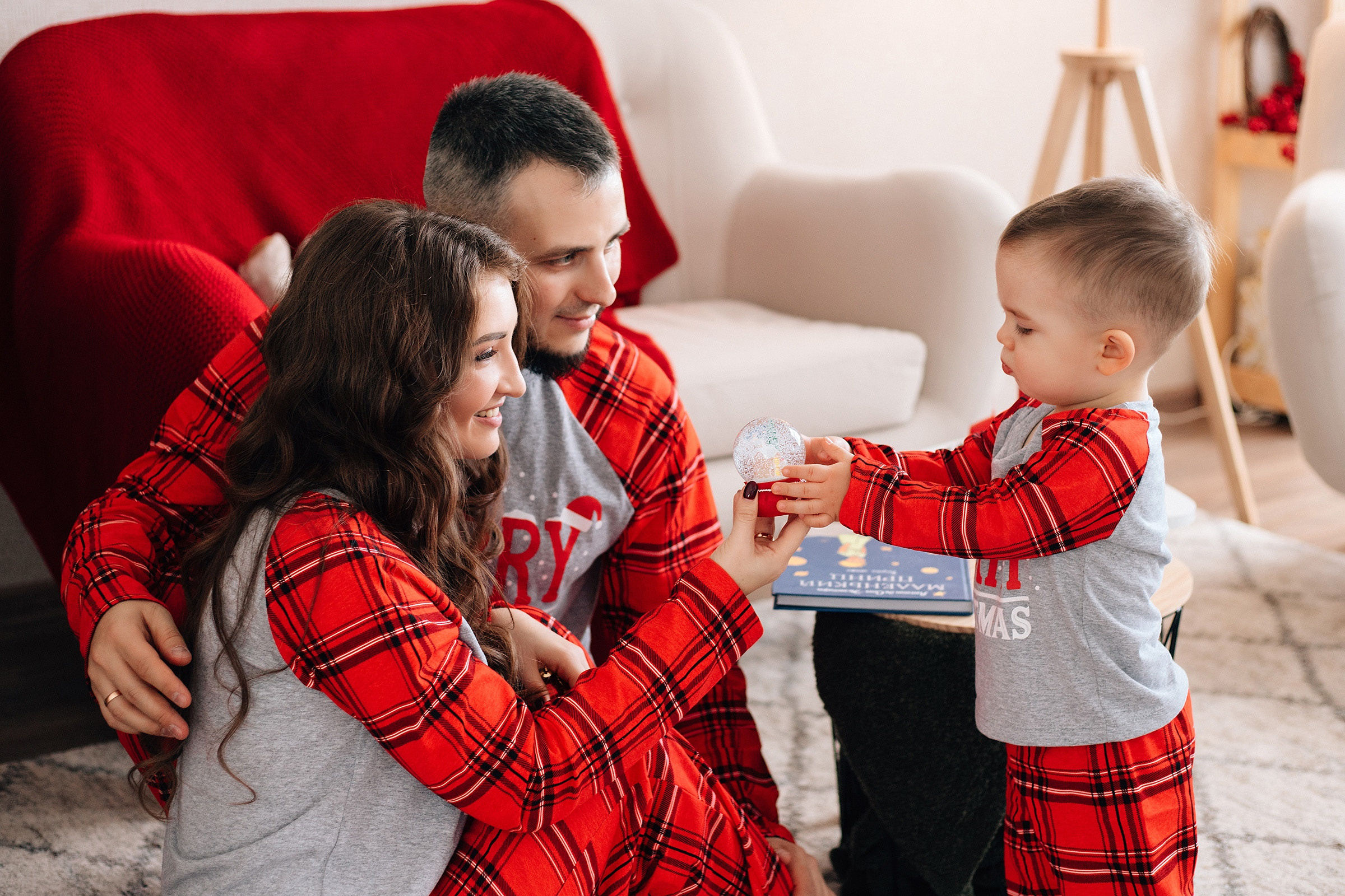 Анастасия Владимир Митя. Фотограф Яна Каменькова l Омск