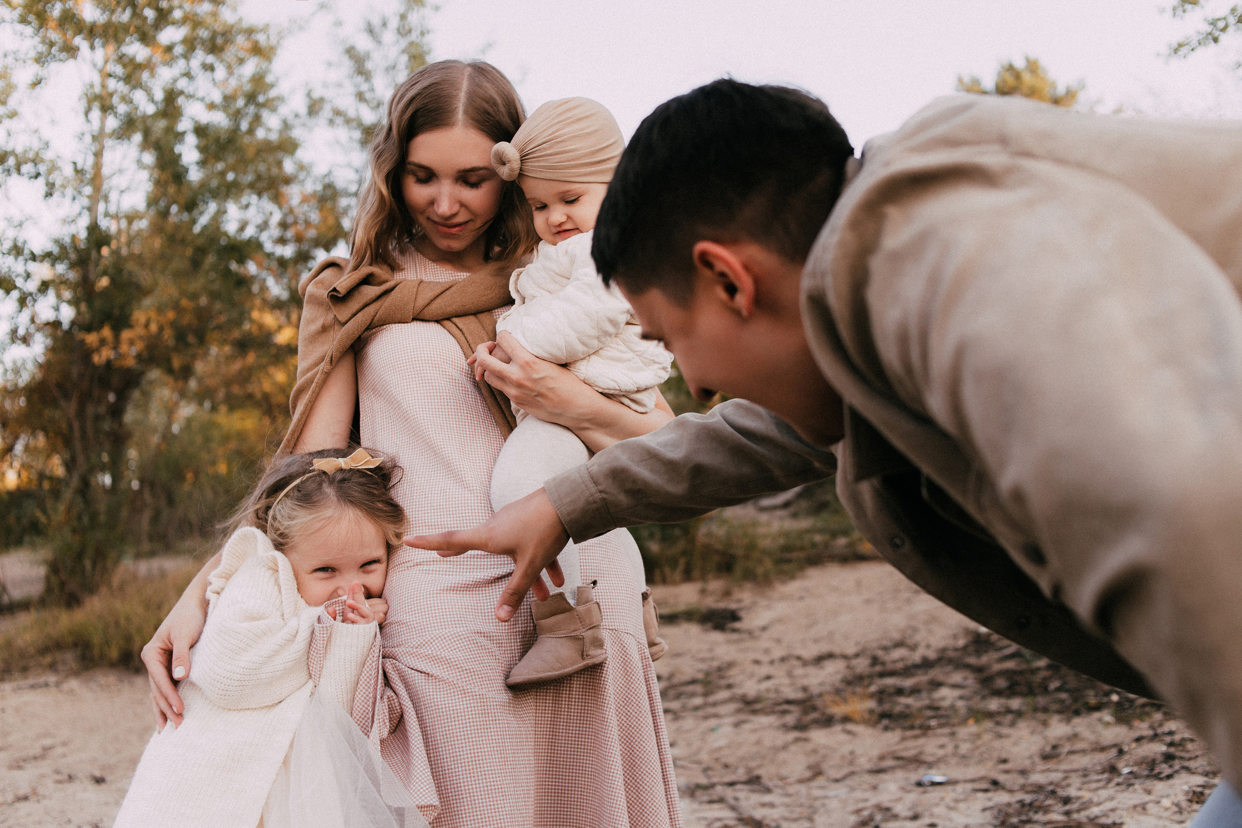 Таня Стас Поля Мира. Фотограф Яна Каменькова l Омск