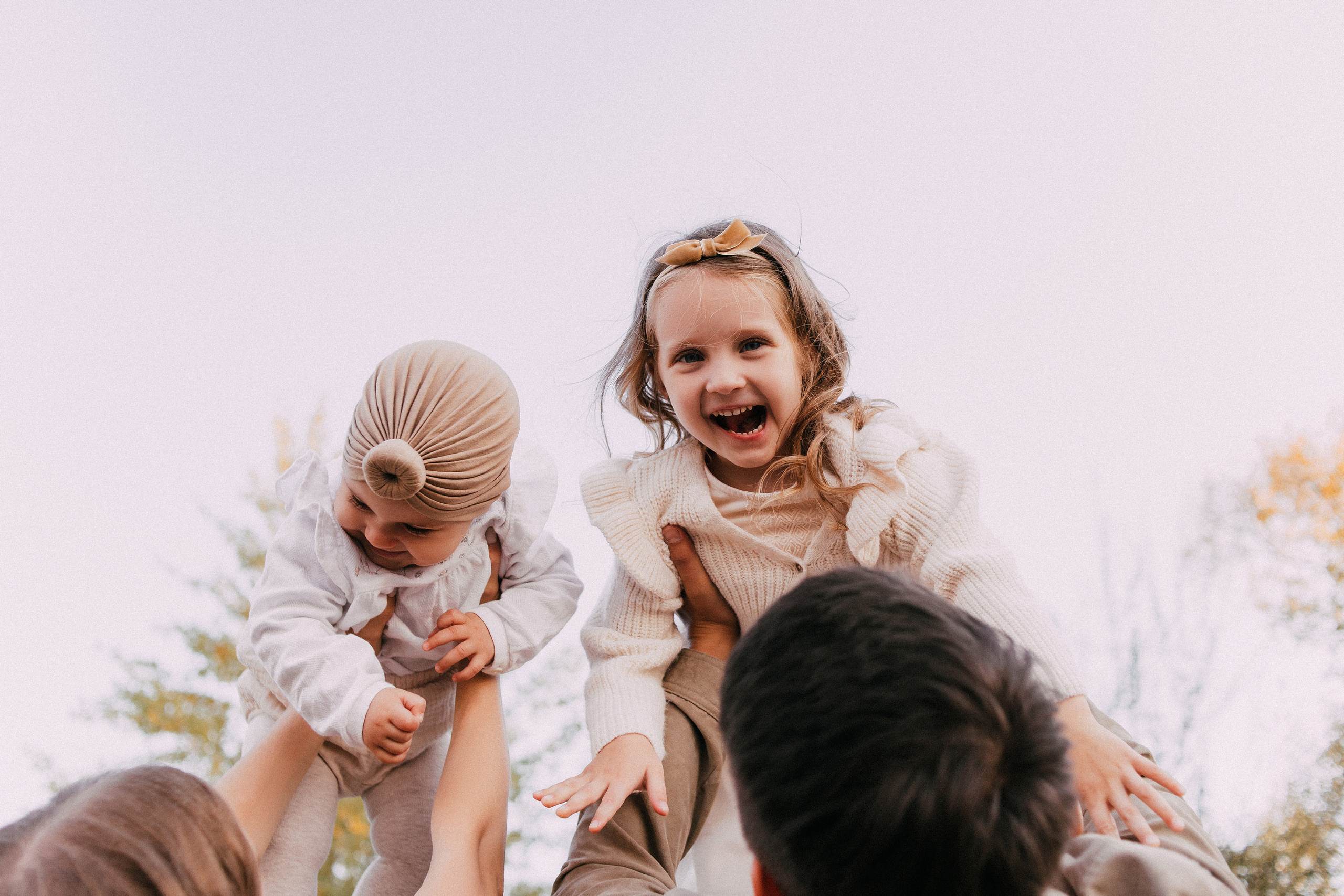 Таня Стас Поля Мира. Фотограф Яна Каменькова l Омск