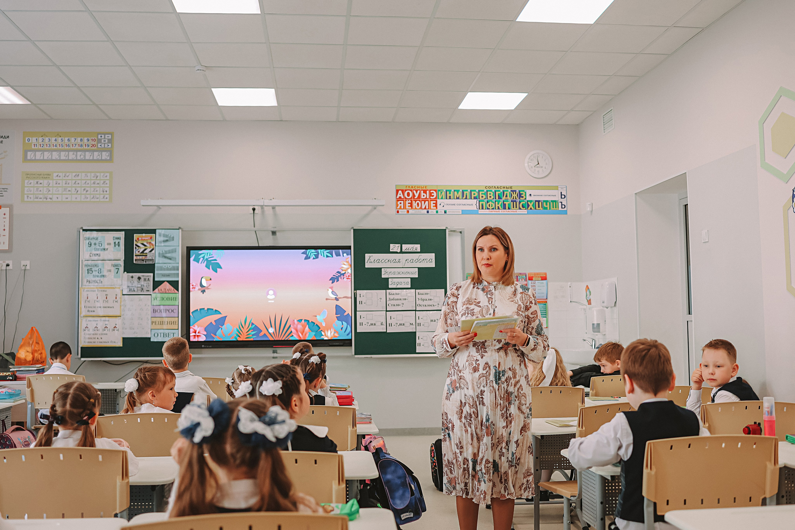 Один день в школе 1 класс. Семейный фотограф Тюмень, фотограф на роды Салмина Мария