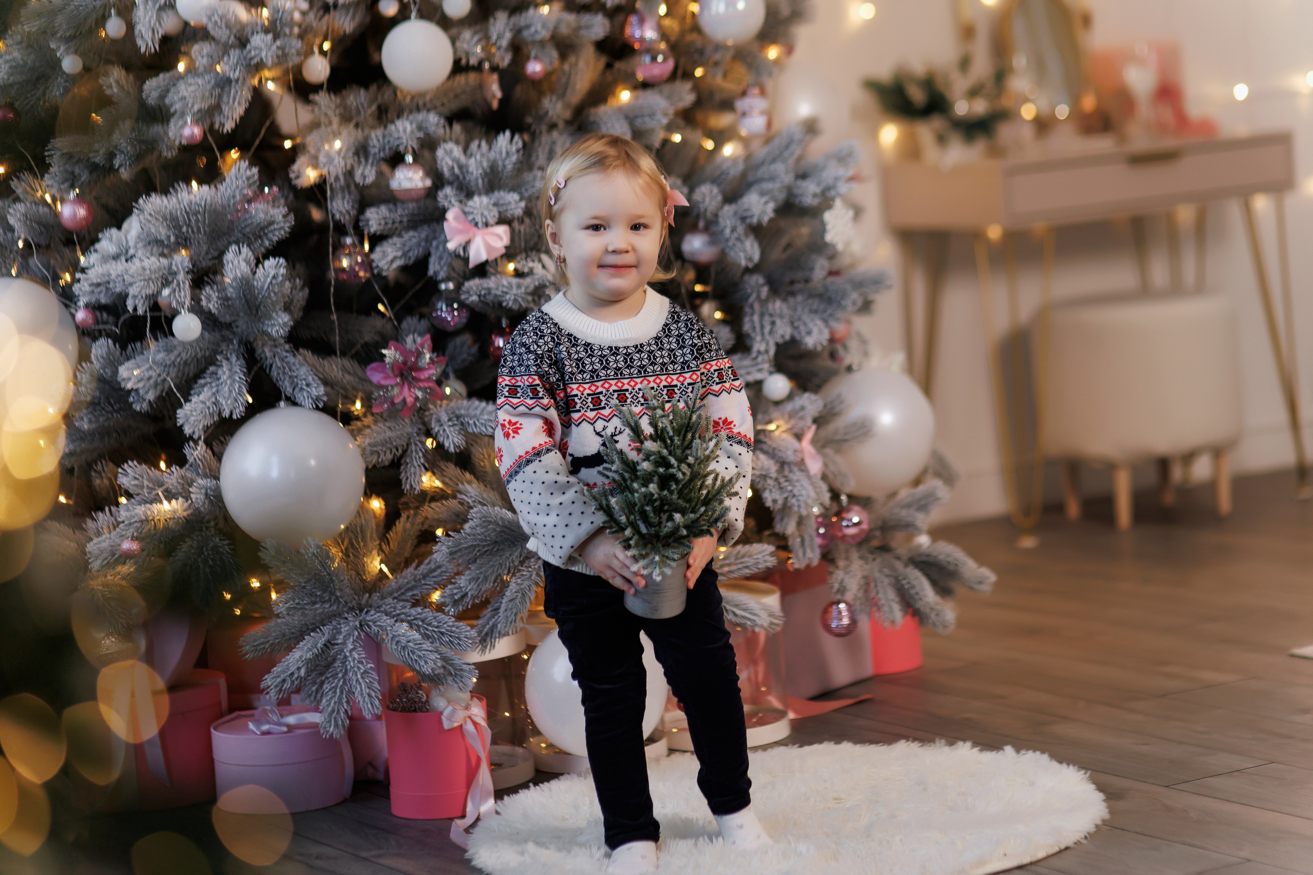 Ваши фотографии. Интерьерная фотостудия Background в Омске