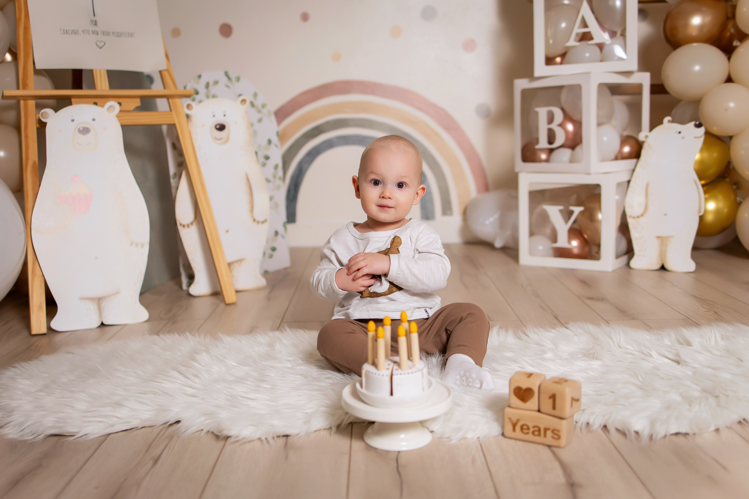 Ваши фотографии. Интерьерная фотостудия Background в Омске