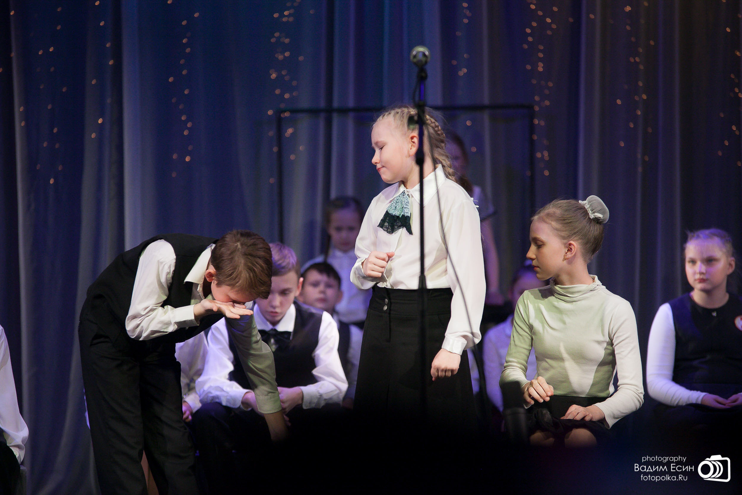 2021_12_27_Отчетный концерт музыкально-драматической студии «Страна Чудес»