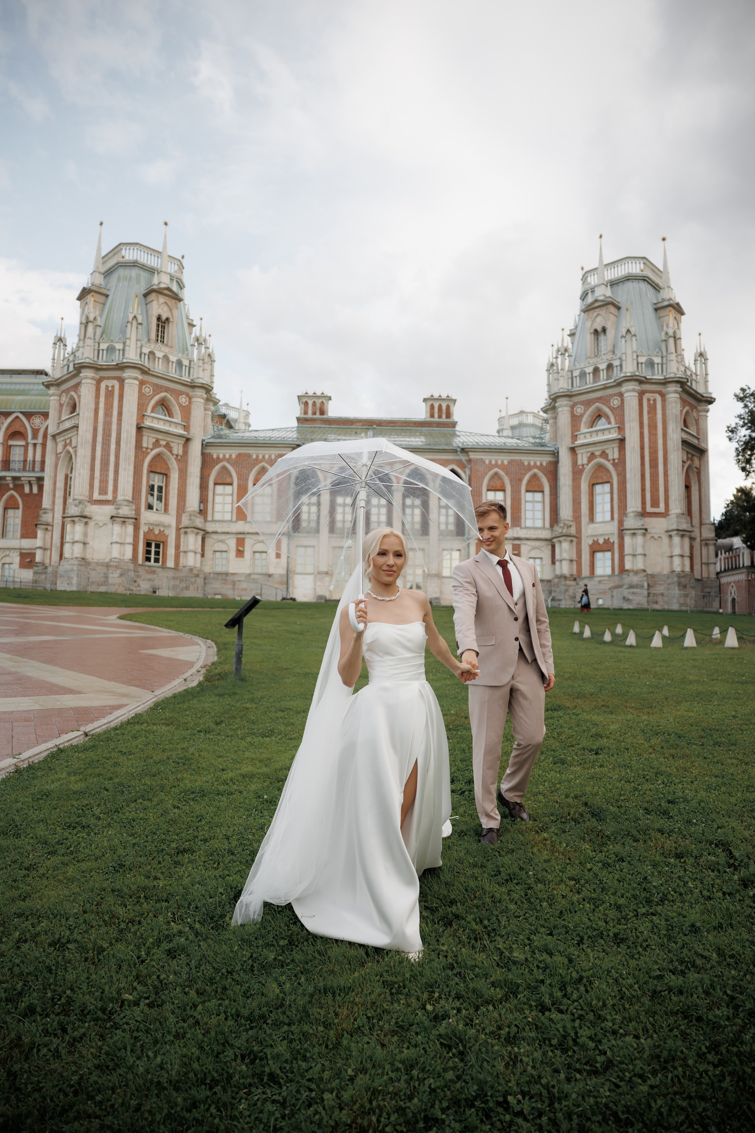 Отель «Милан», Шипиловский ЗАГС, прогулка в парке Царицыно. Свадебный и репортажный фотограф (Москва, Королев и другие)