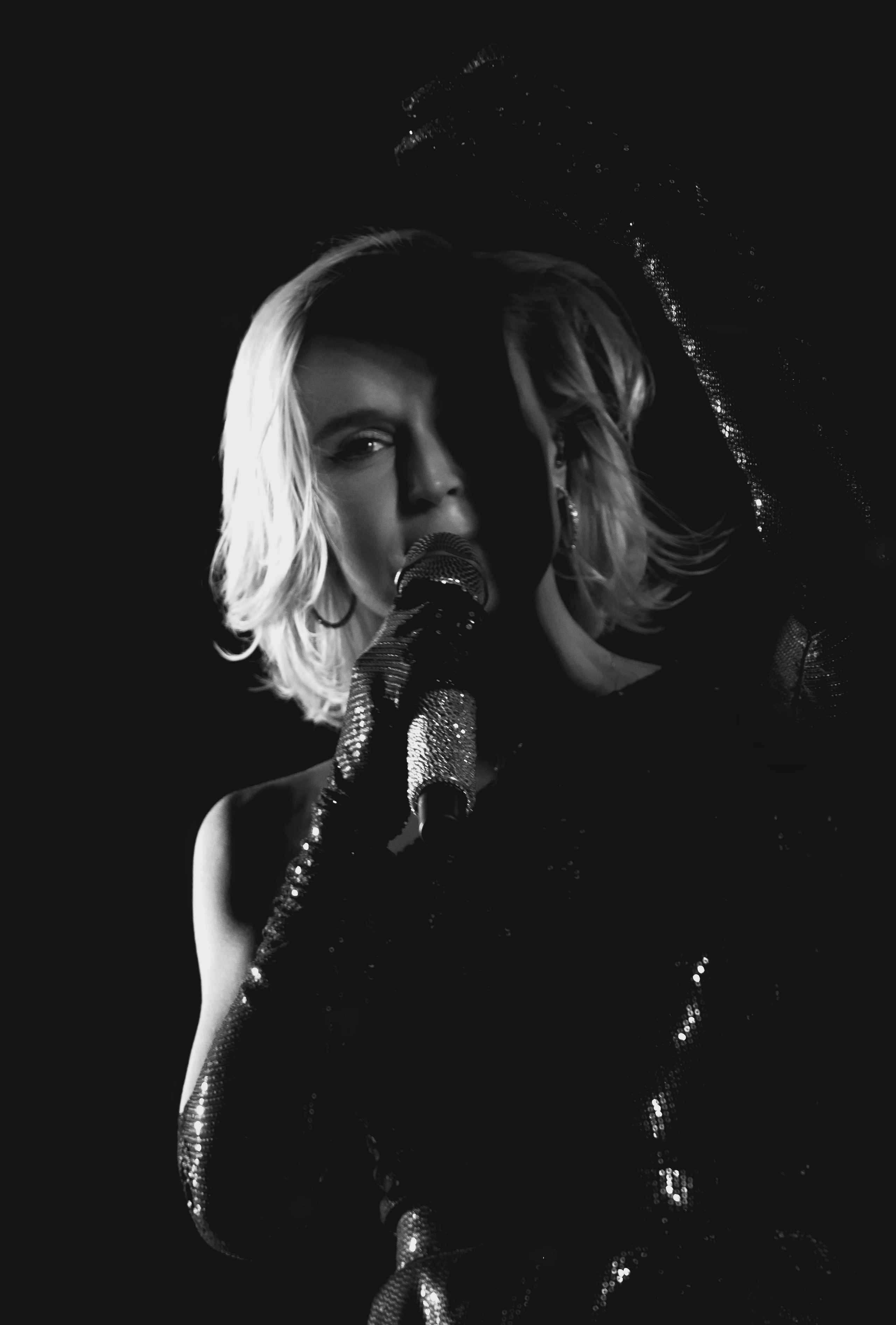 B&W. NE Cinema — backstage and reportage photography in cinema, music, Automotive and sport