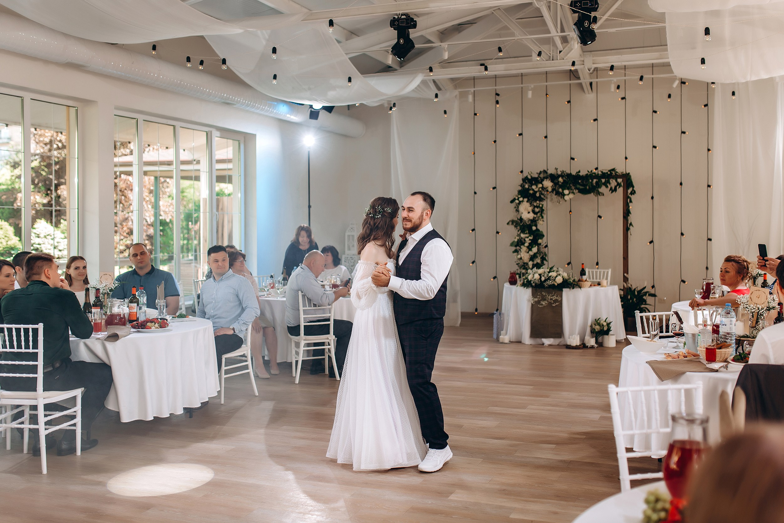 Свадьба в Милаве. Фотограф Марина Пантелеева