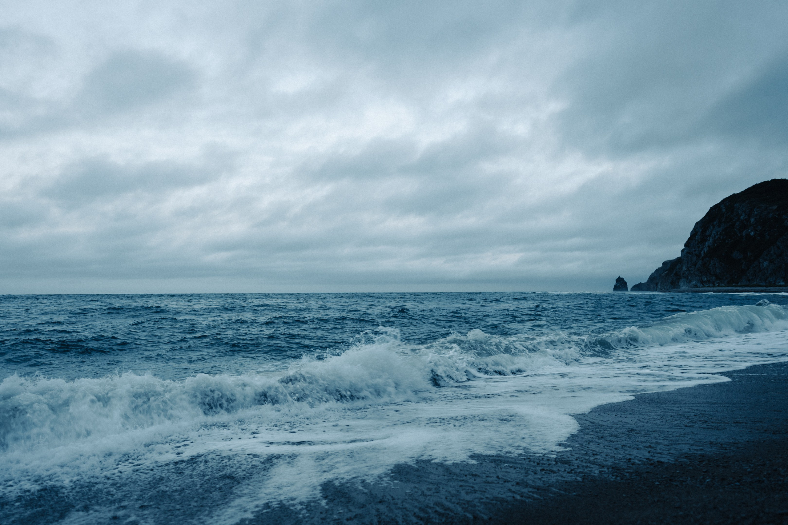 Бухта Дубовая. Иван Зайцев (IZIART) — создание культурного кода через фото и видео