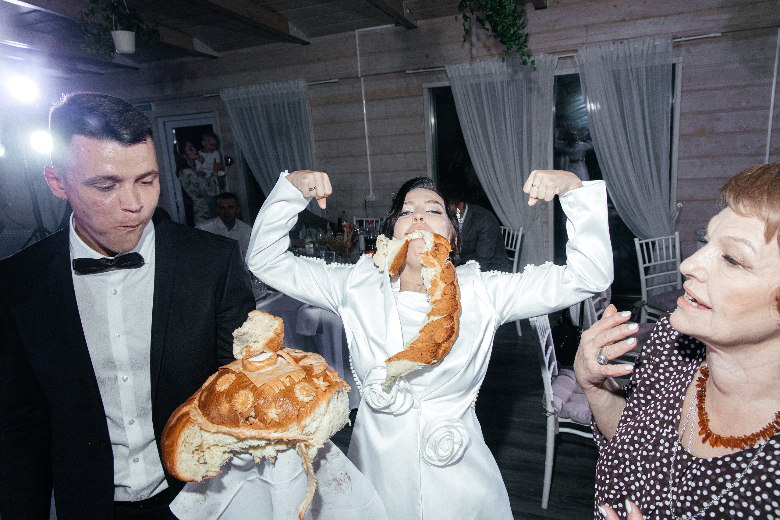 Свидетель Корги. Артём Бачурин — свадебный фотограф Воронеж