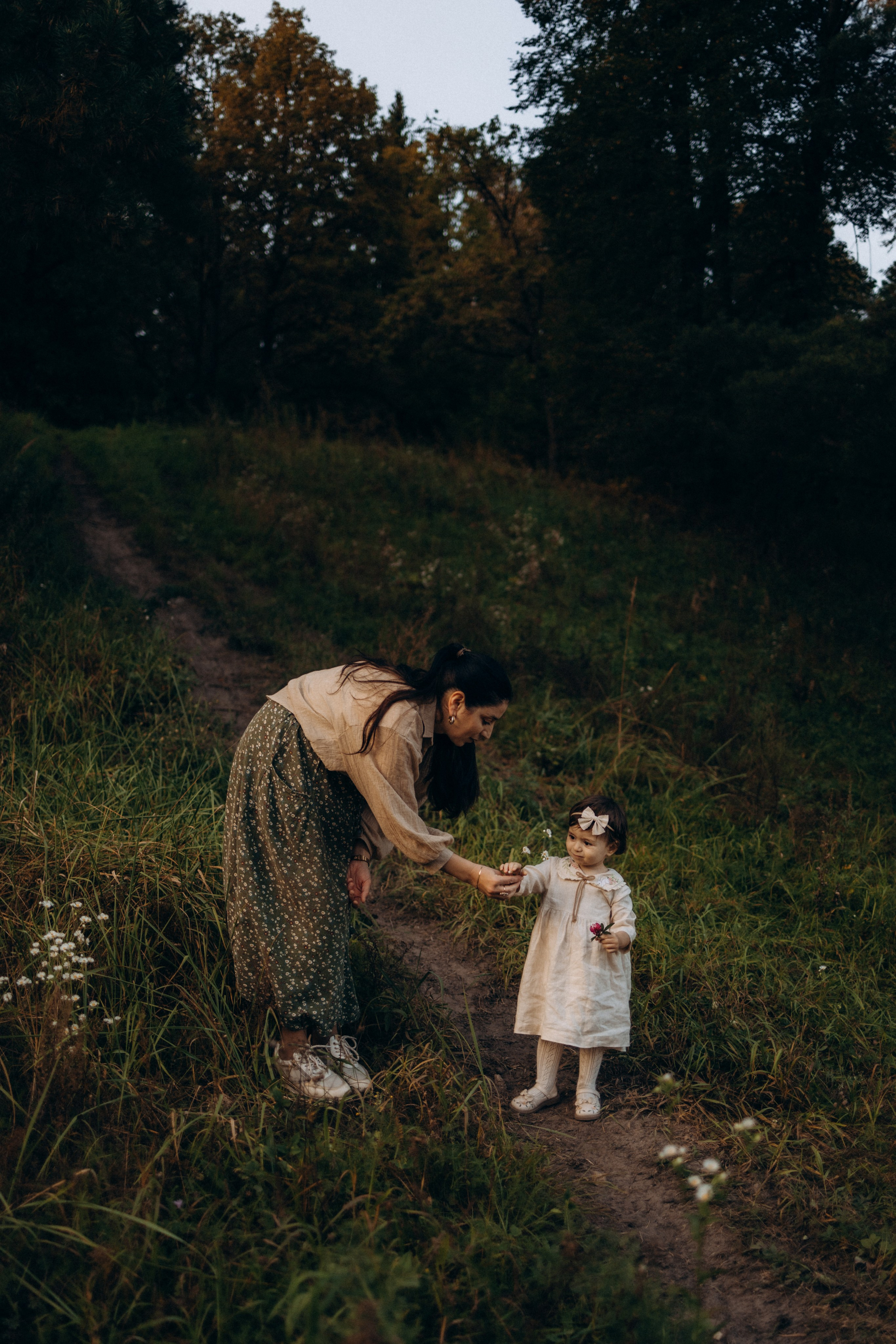 Мама и доченька (14.09.2025 г.) г. Жуков (Калужская обл.). Надежда Стар семейный и церковный фотограф в Жукове и Калужской области