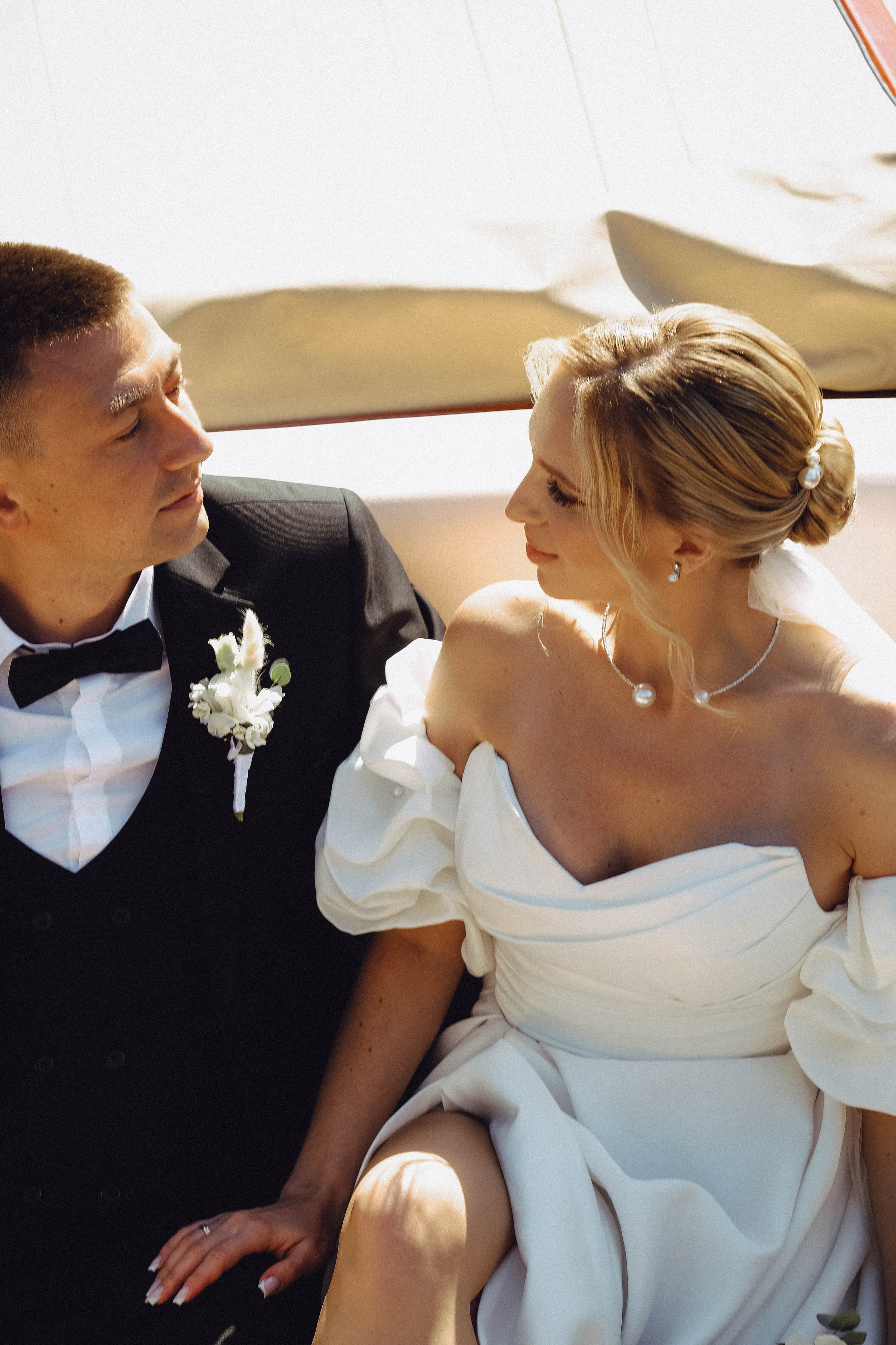 СВАДЕБГНАЯ ПРОГУЛКА ПО КАНАЛ САНКТ-ПЕТЕРБУРГА НА КАТЕРЕ. Профессиональный фотограф, Санкт-Петербург — Виктория Богомолова