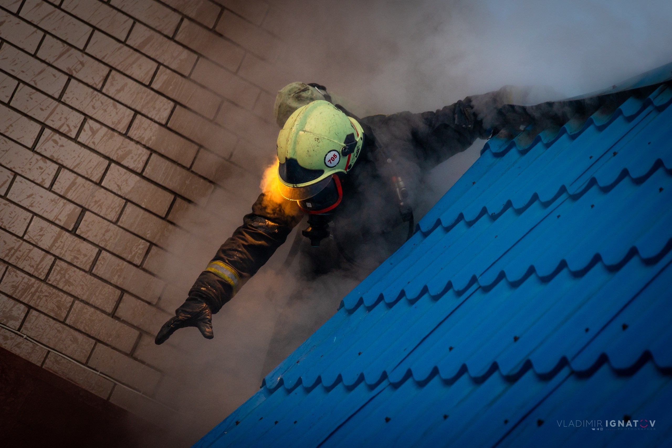 Пожарный репортёр Барнаул. Репортажный фотограф в Барнауле Владимир Игнатов