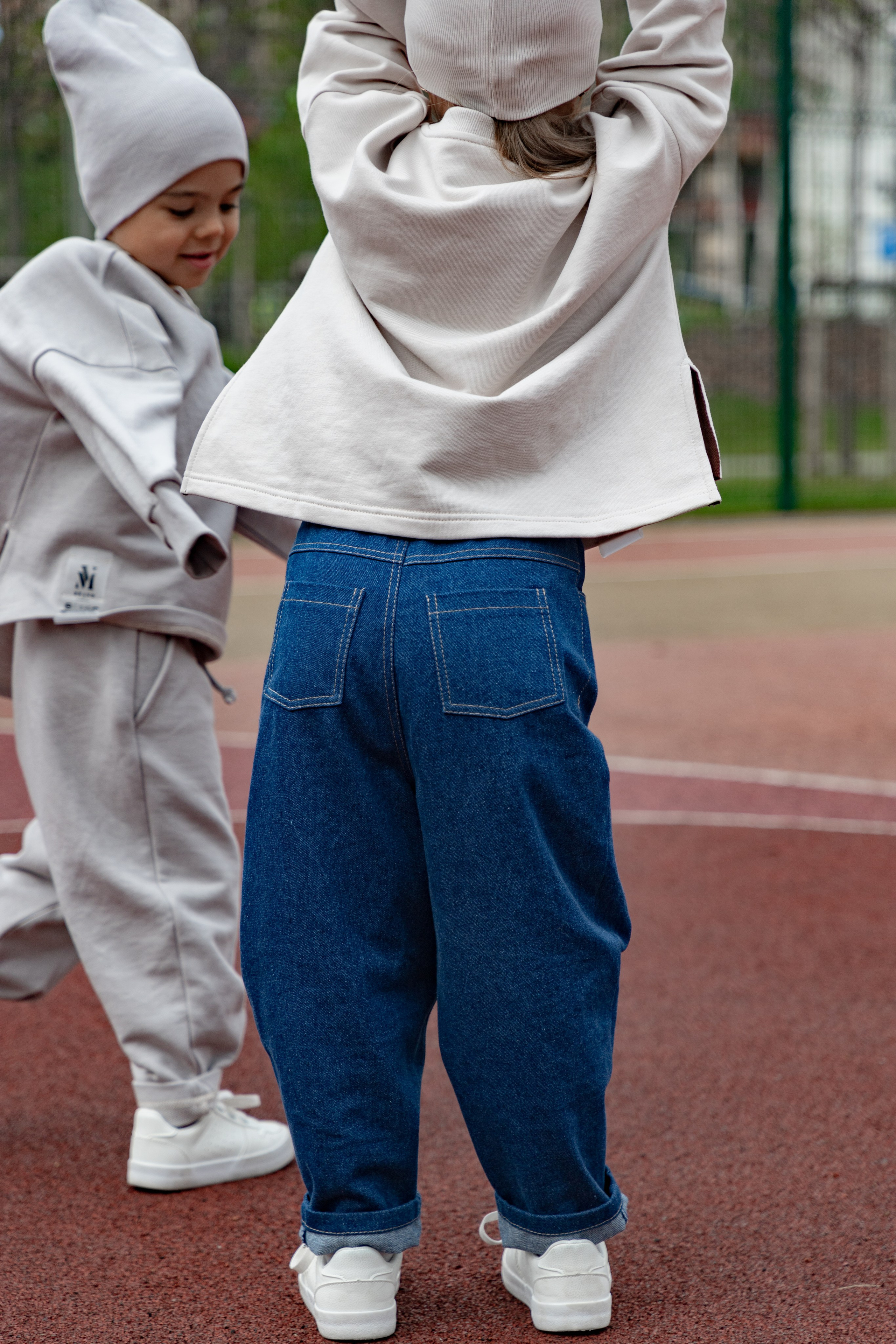 Детская одежда. Фотограф Денис Лесковский (Тюмень)