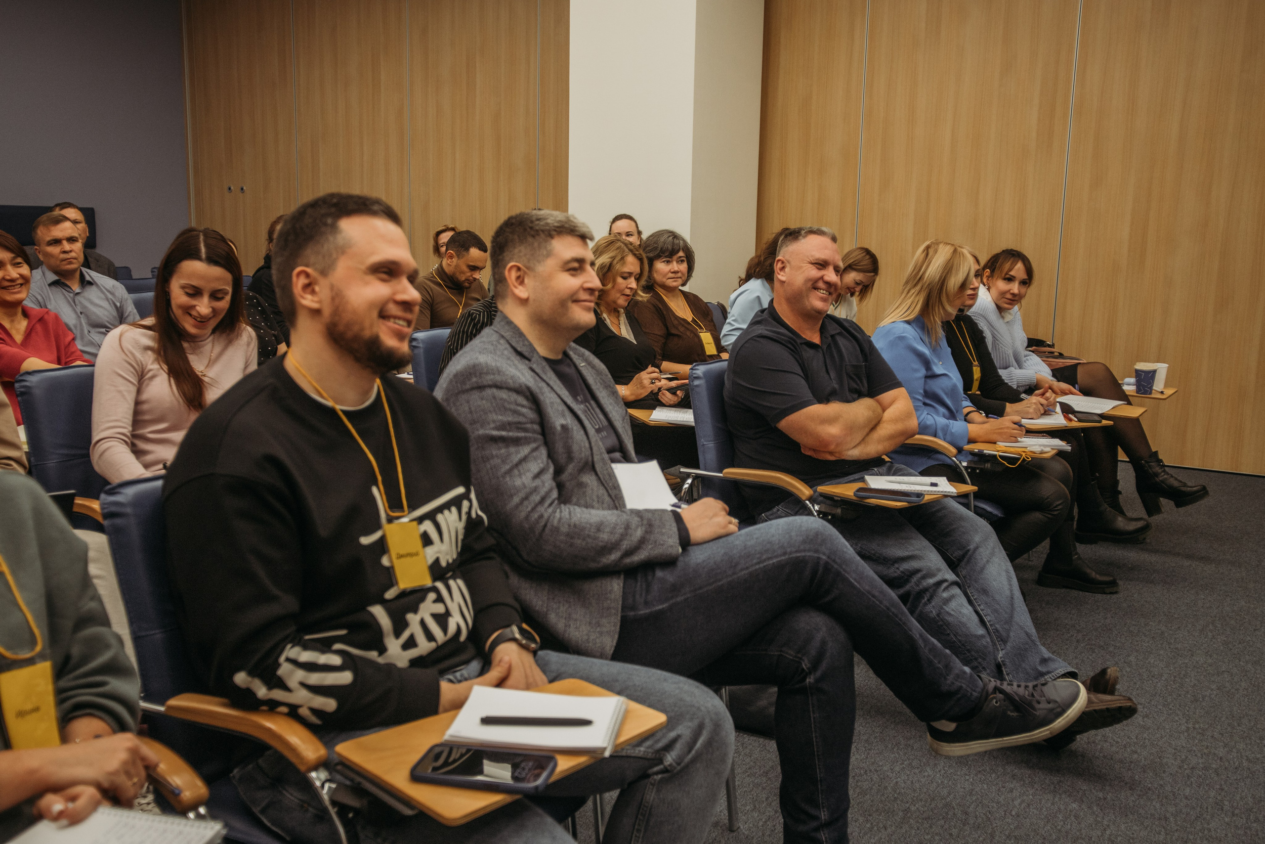 Тренинг по НЛП технологиям Михаила Пелехатого. Венера Гайн. Репортажный фотограф  Тюмень. Обучение фотографии с 0