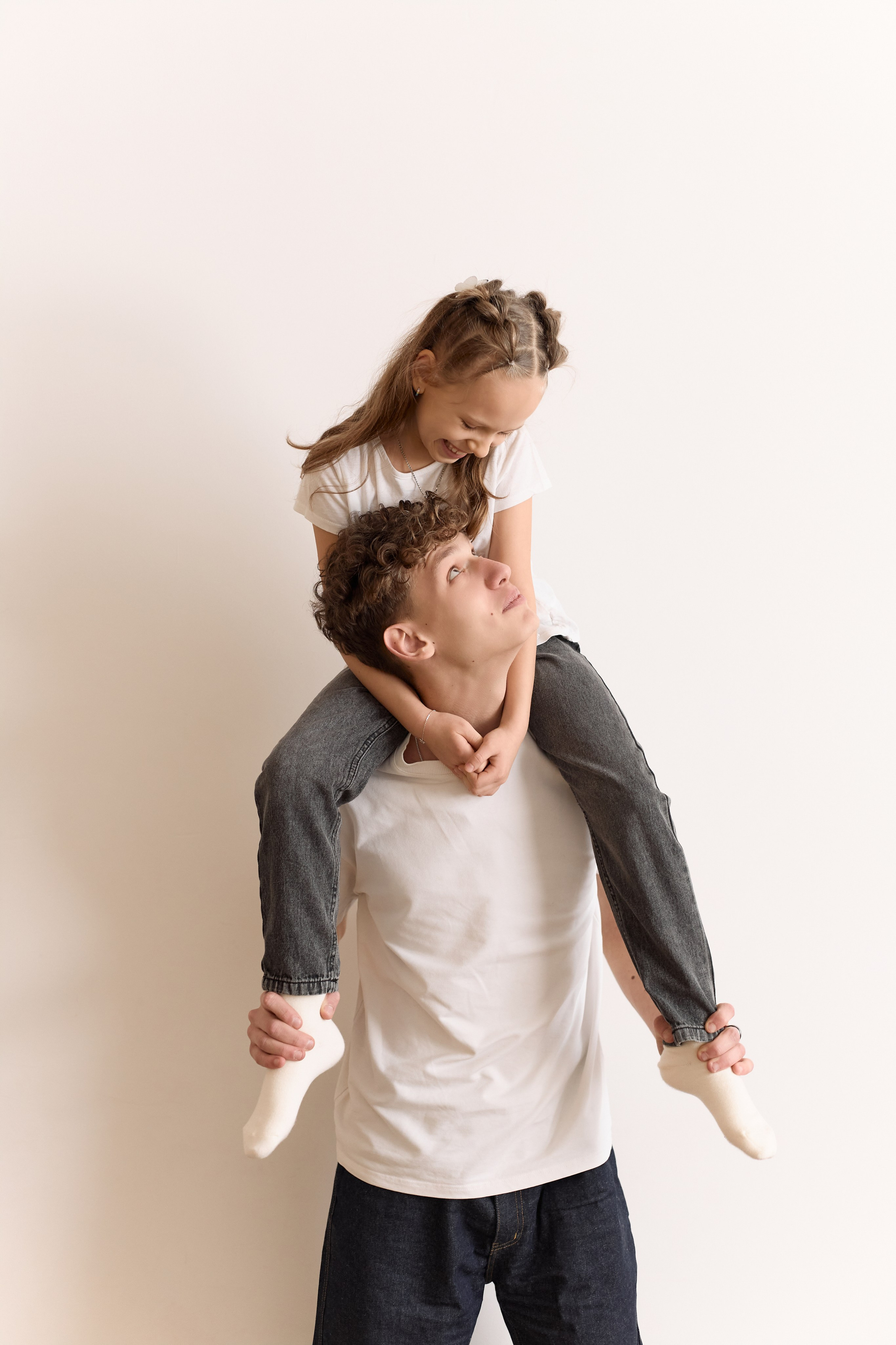 Сергей & Татьяна & Ярослав & Таисия. Фотограф Елизавета Наумова