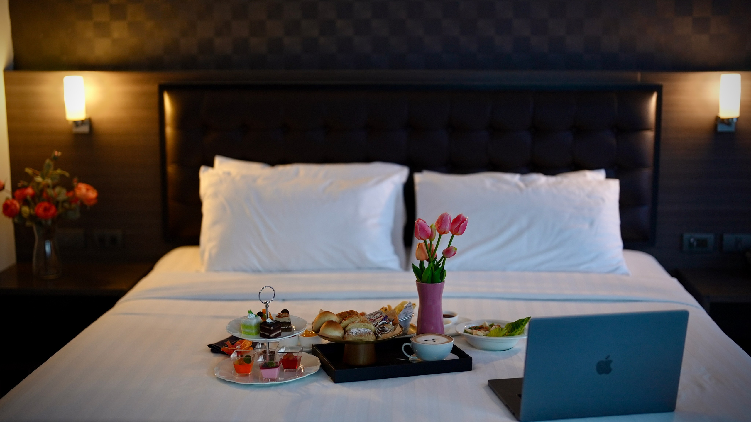 Picnic Hotel, Bangkok, Thailand. Алина и Влад — контент креаторы для отелей и брендов