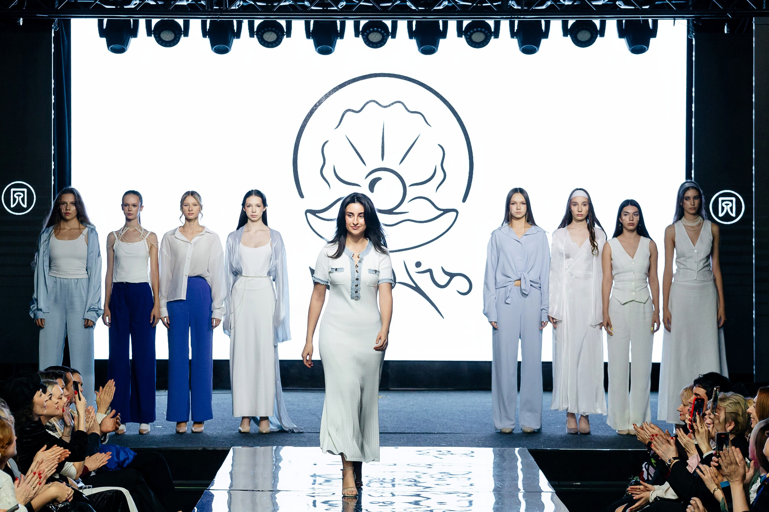 Выпускной школы практика 2025. Семейный и детский фотограф в Москве Александра Мак